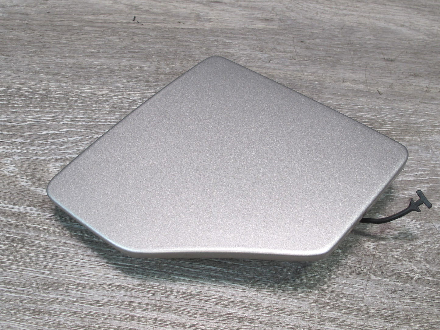 2004-2009 Cadillac XLR Fuel Tank Filler Door Lid Cover Silver