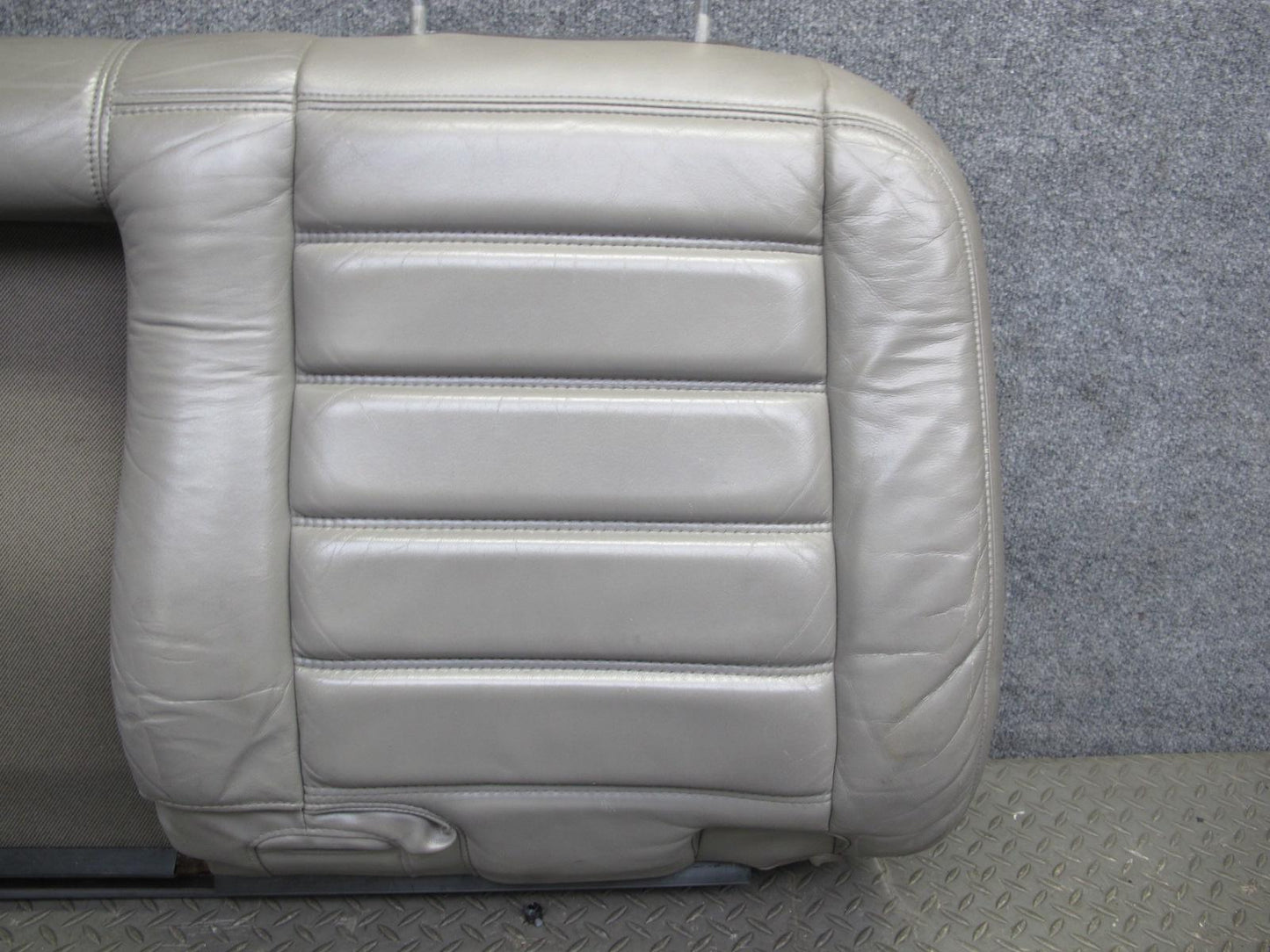 2003-2007 Hummer H2 Rear 2ND ROW Left Driver Side Seat Upper Cushion Leather