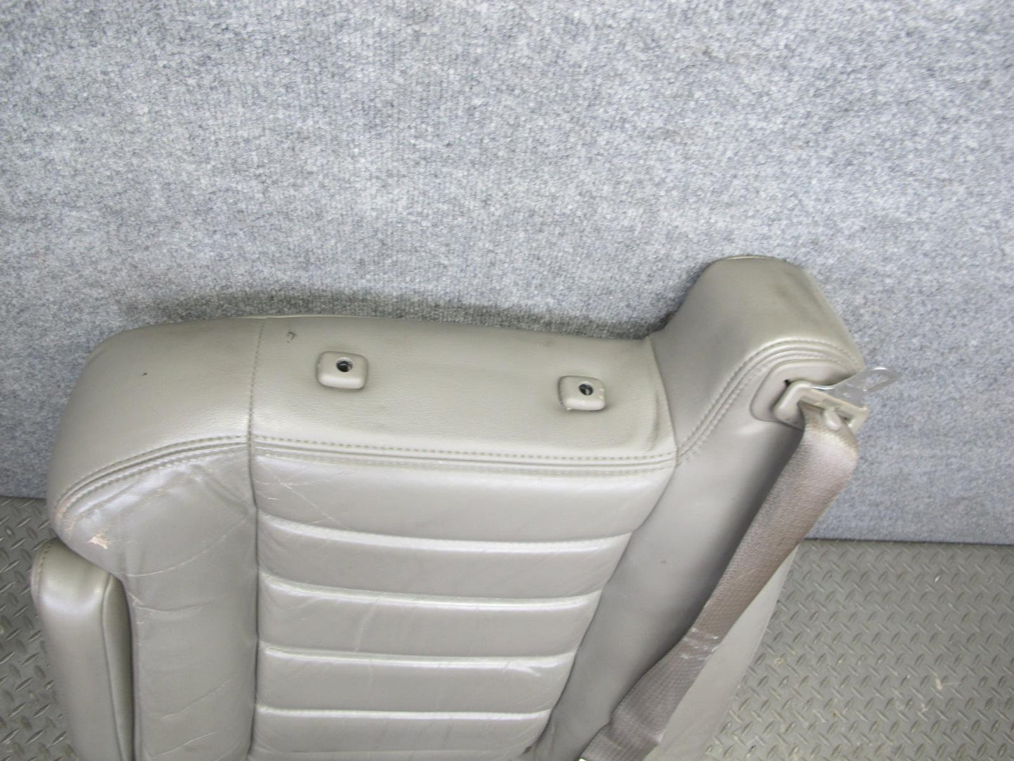 2003-2007 Hummer H2 Front Left Driver Side Seat Upper Cushion Leather