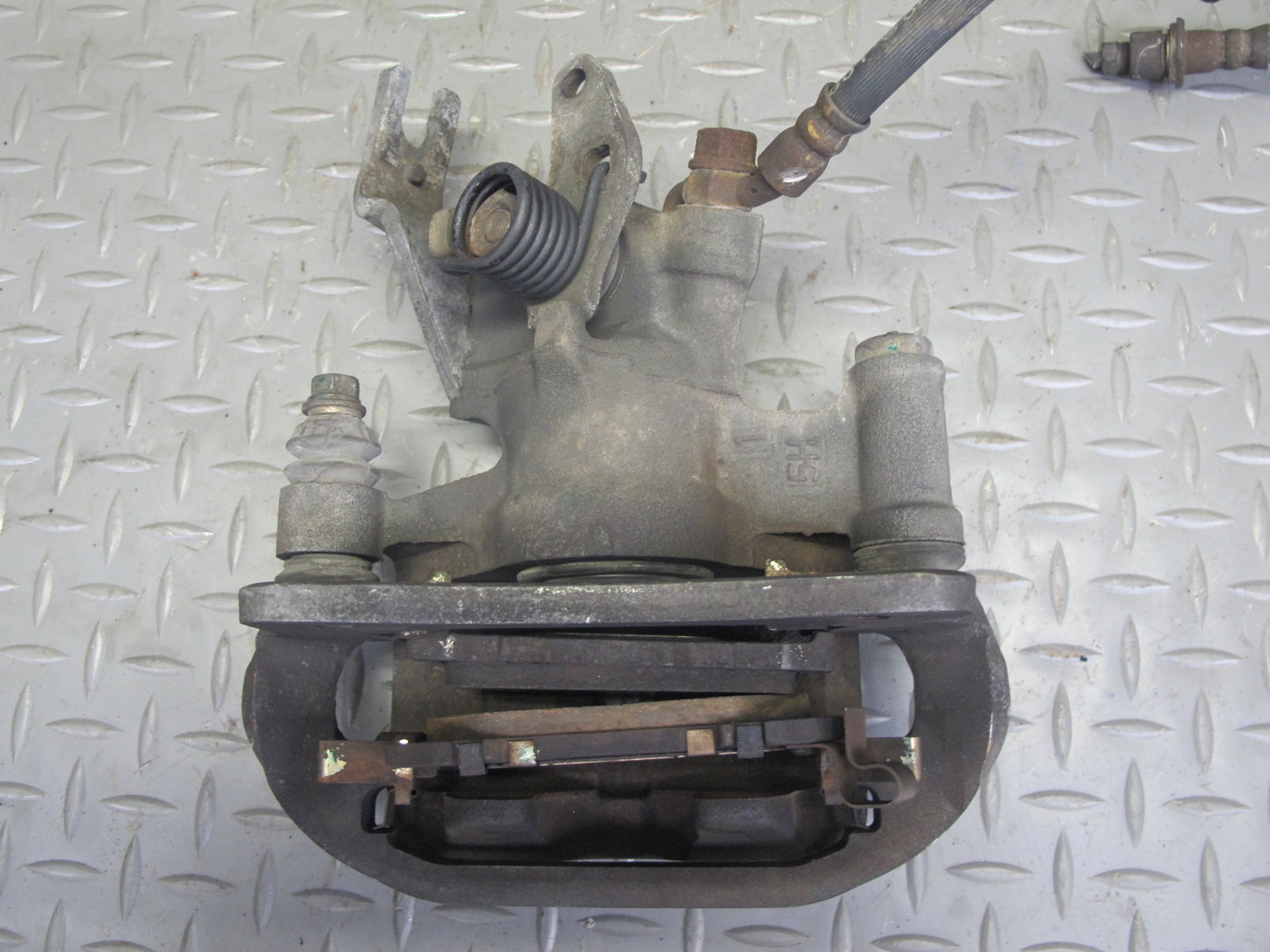 00-02 Toyota MR2 Spyder ZZW30L Set of 2 Rear Left & Right Brake Caliper OEM