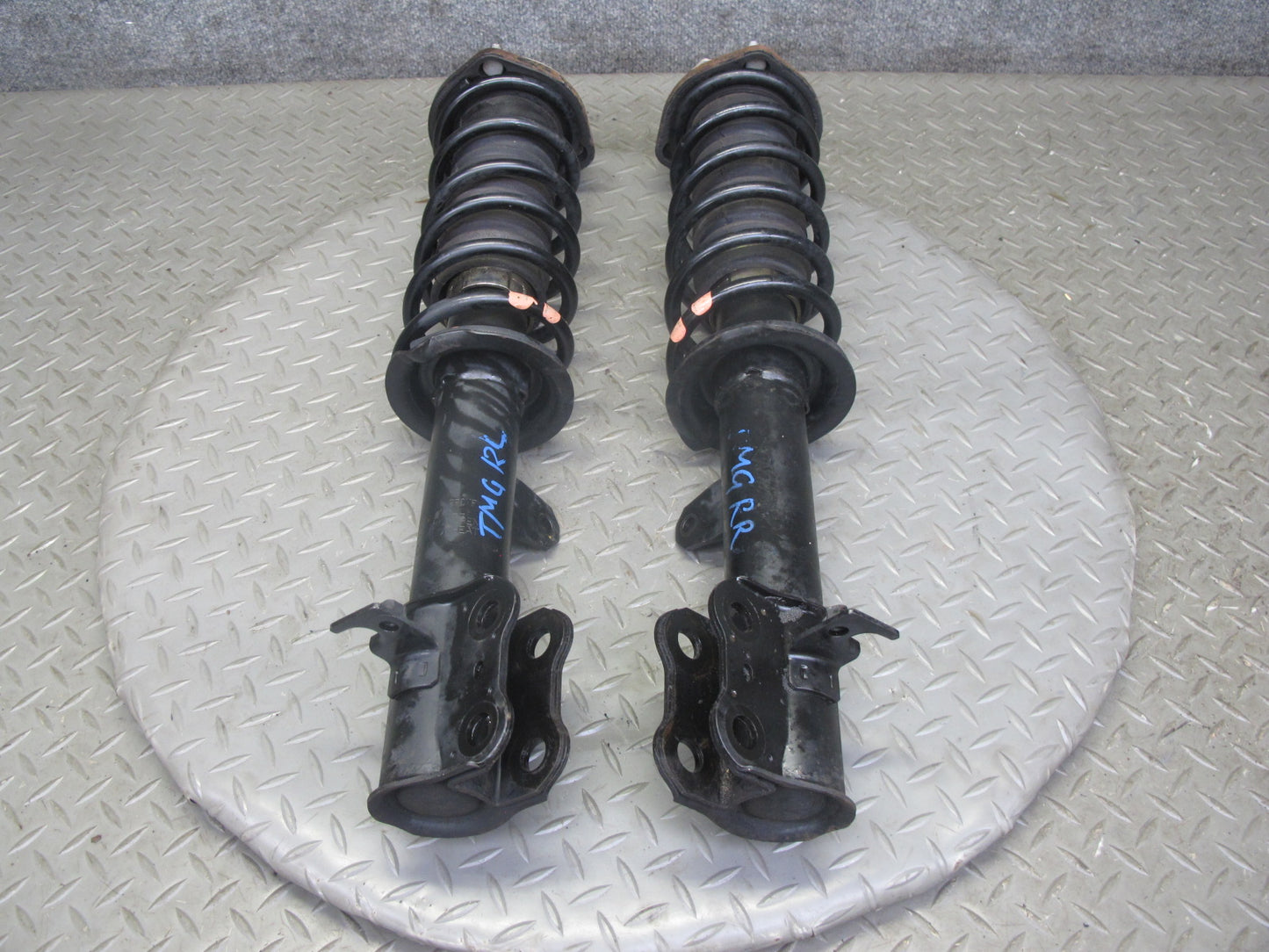 00-02 Toyota MR2 Spyder ZZW30L Set of 2 Rear Strut Shock Absorber OEM
