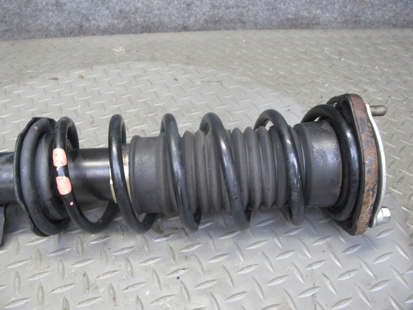 00-02 Toyota MR2 Spyder ZZW30L Set of 2 Rear Strut Shock Absorber OEM
