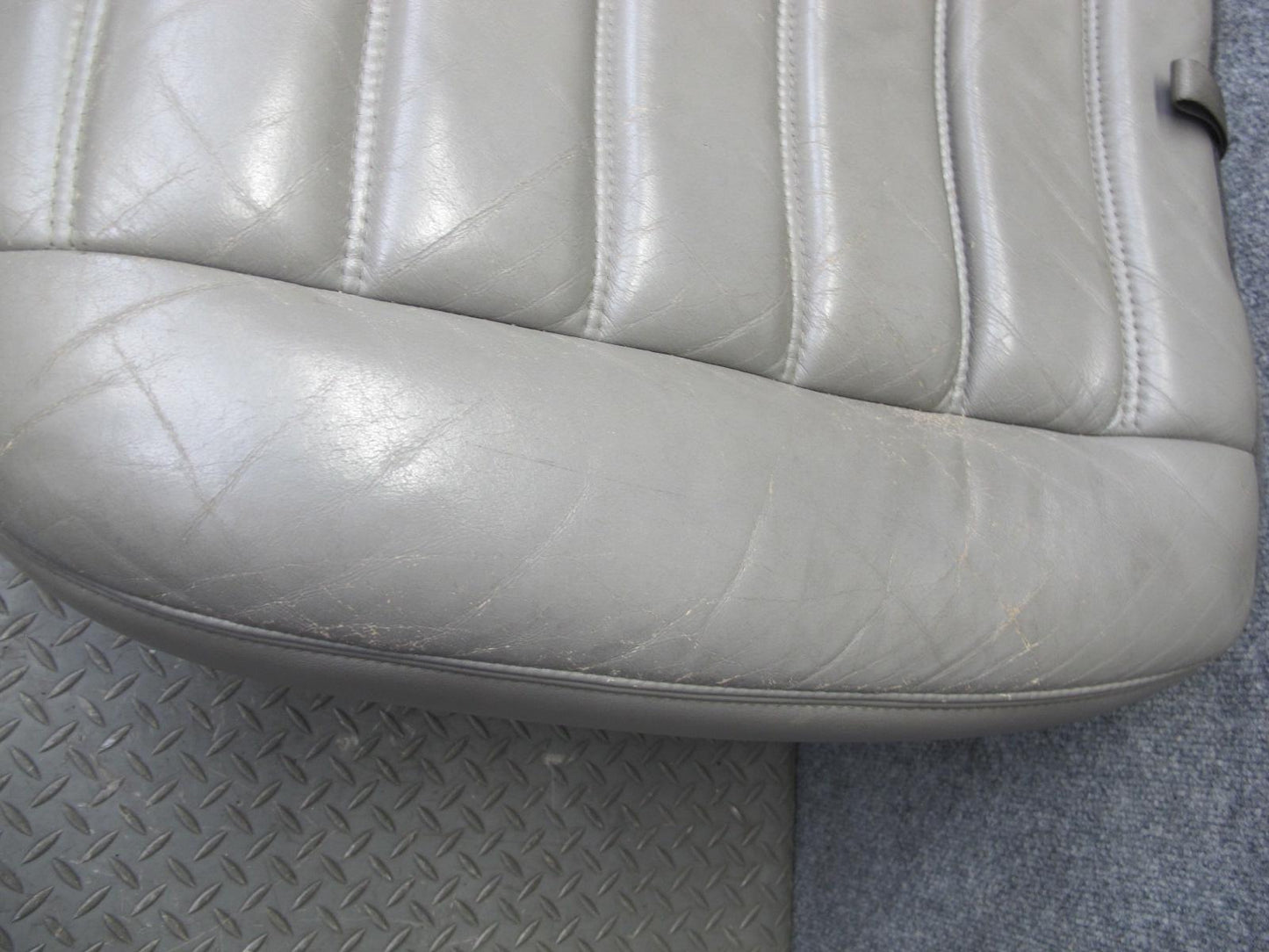 2003-2007 Hummer H2 Rear 2ND ROW Left Driver Side Seat Lower Cushion Leather