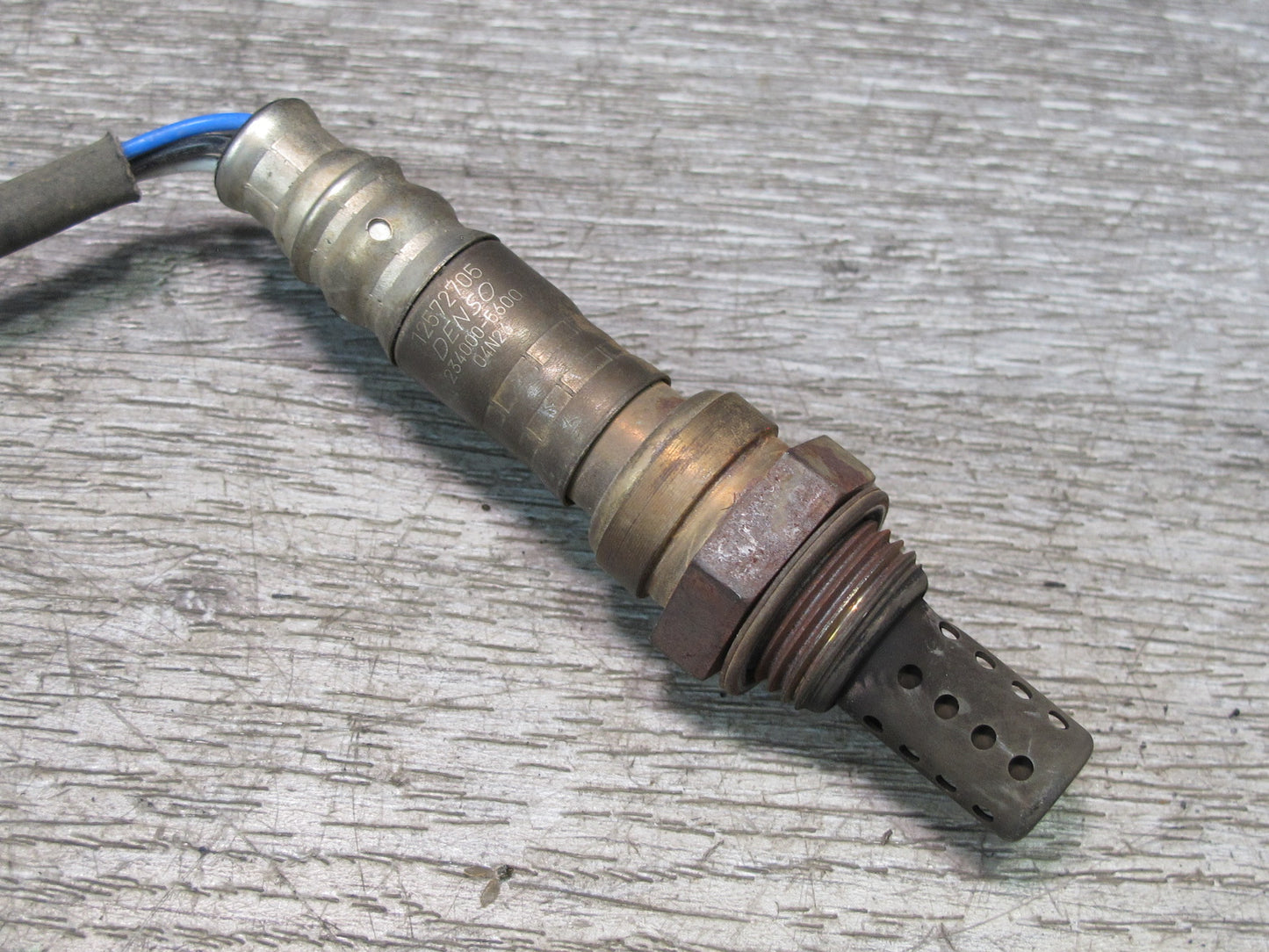 2003-2006 Hummer H2 6.0L V8 Exhaust Oxygen Lambda Probe O2 Sensor Delphi Set