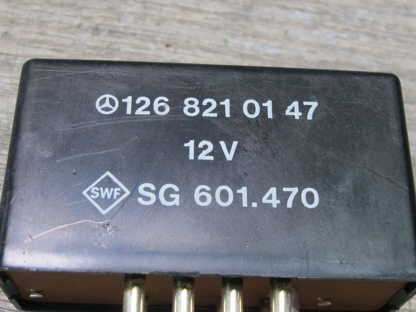 86-91 Mercedes W126 S-class Heated Seat Relay Module 1268210147 OEM