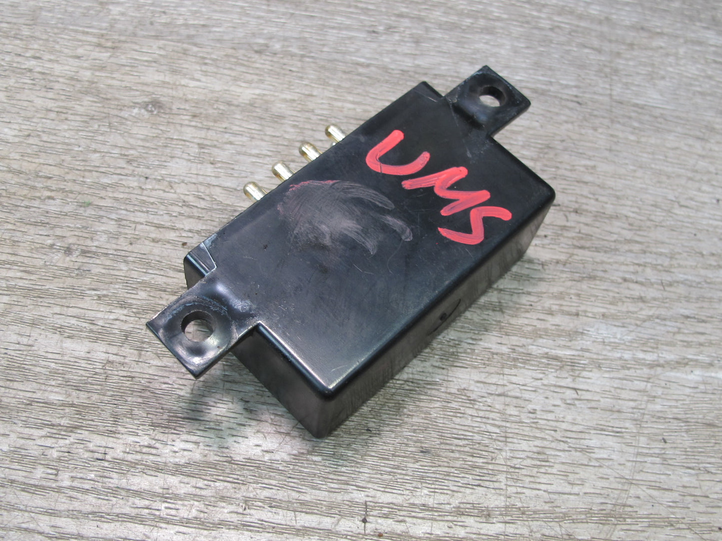 86-91 Mercedes W126 S-class Heated Seat Relay Module 1268210147 OEM