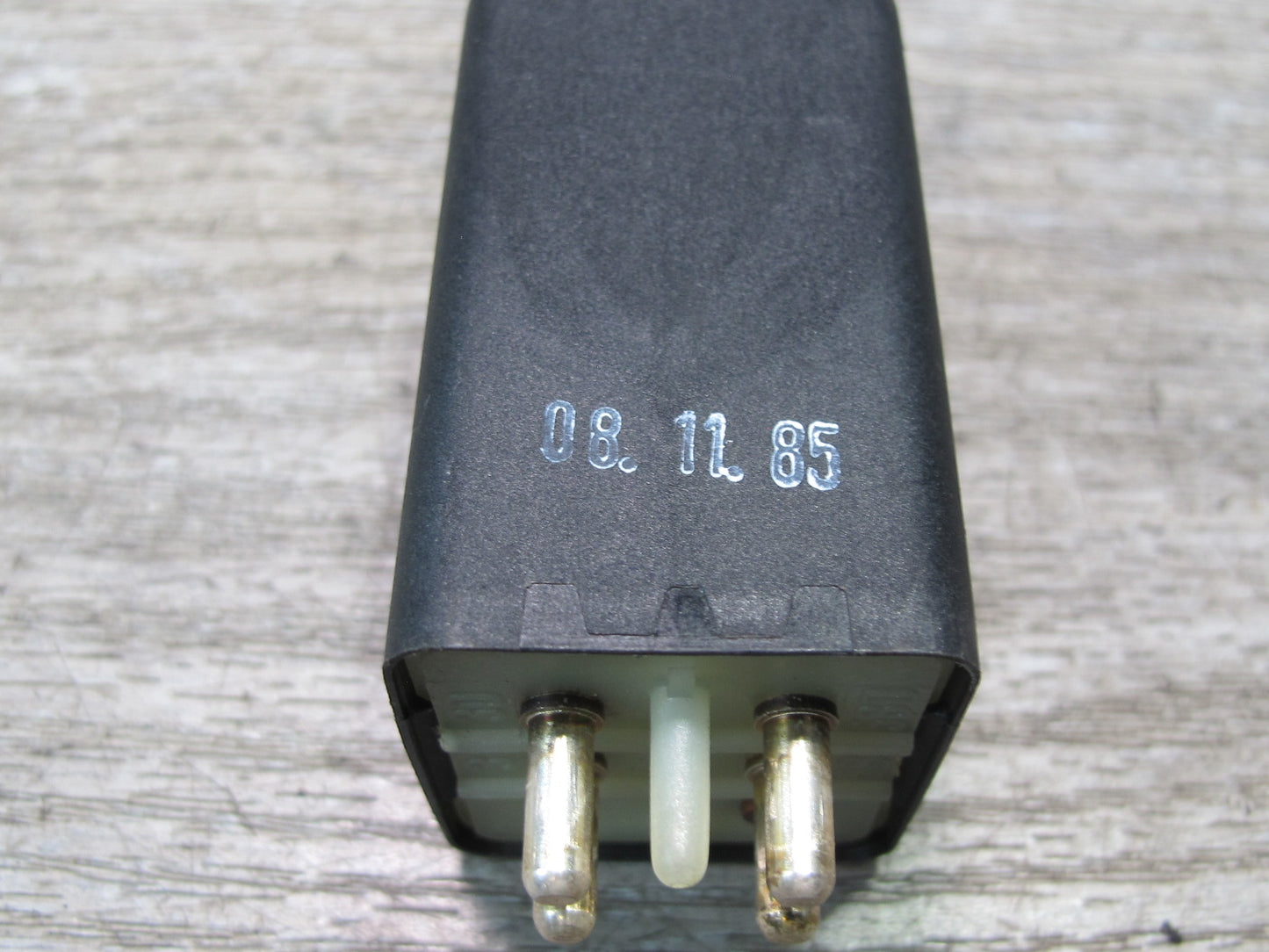 86-91 Mercedes W126 Instrument Cluster Light Relay Module 0055453332 OEM