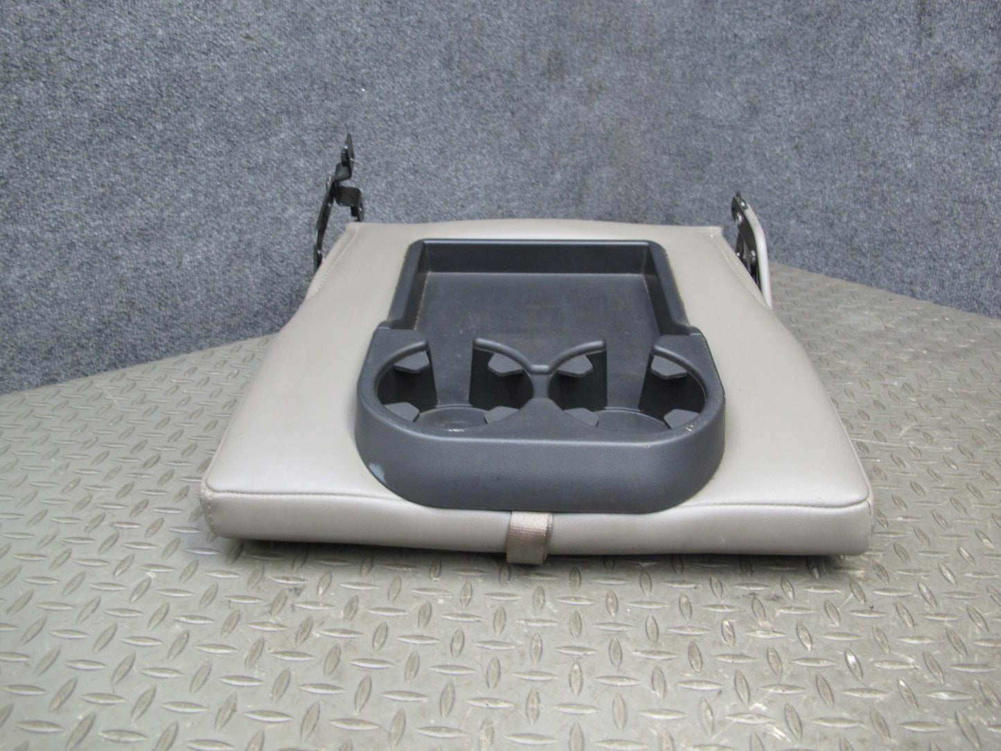 2003-2007 Hummer H2 Rear 2ND ROW Center Cushion Pad Armrest CUP Holder Leather