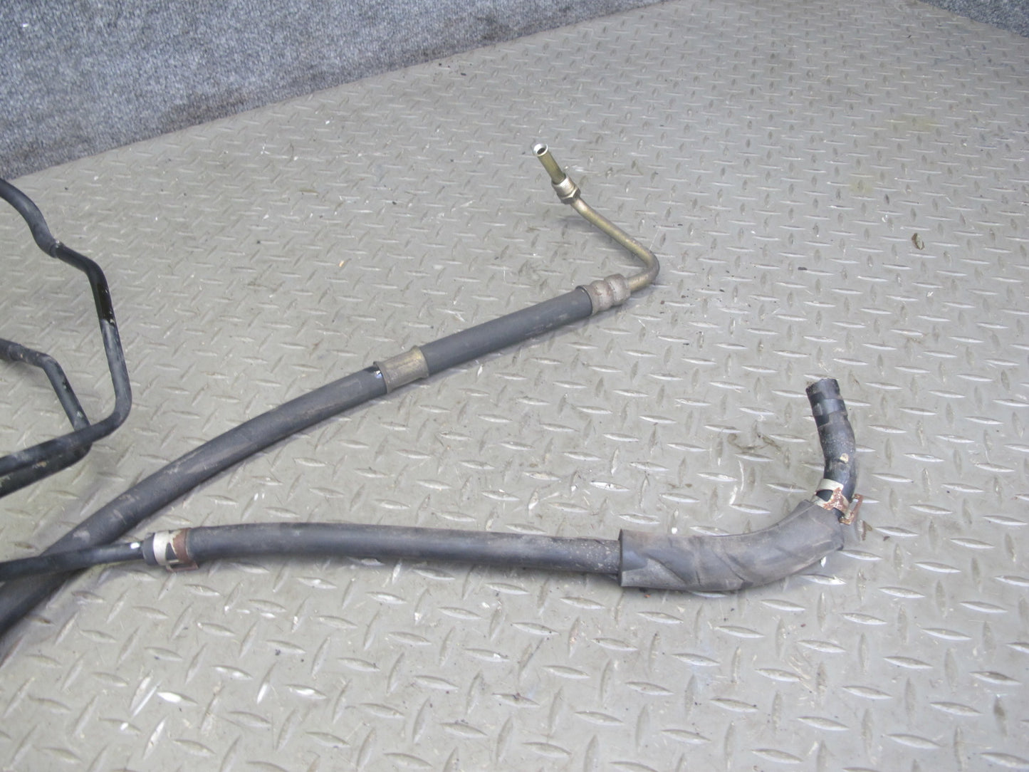 00-05 Toyota MR2 Spyder ZZW30L Power Steering Hose Pipe Line Set OEM