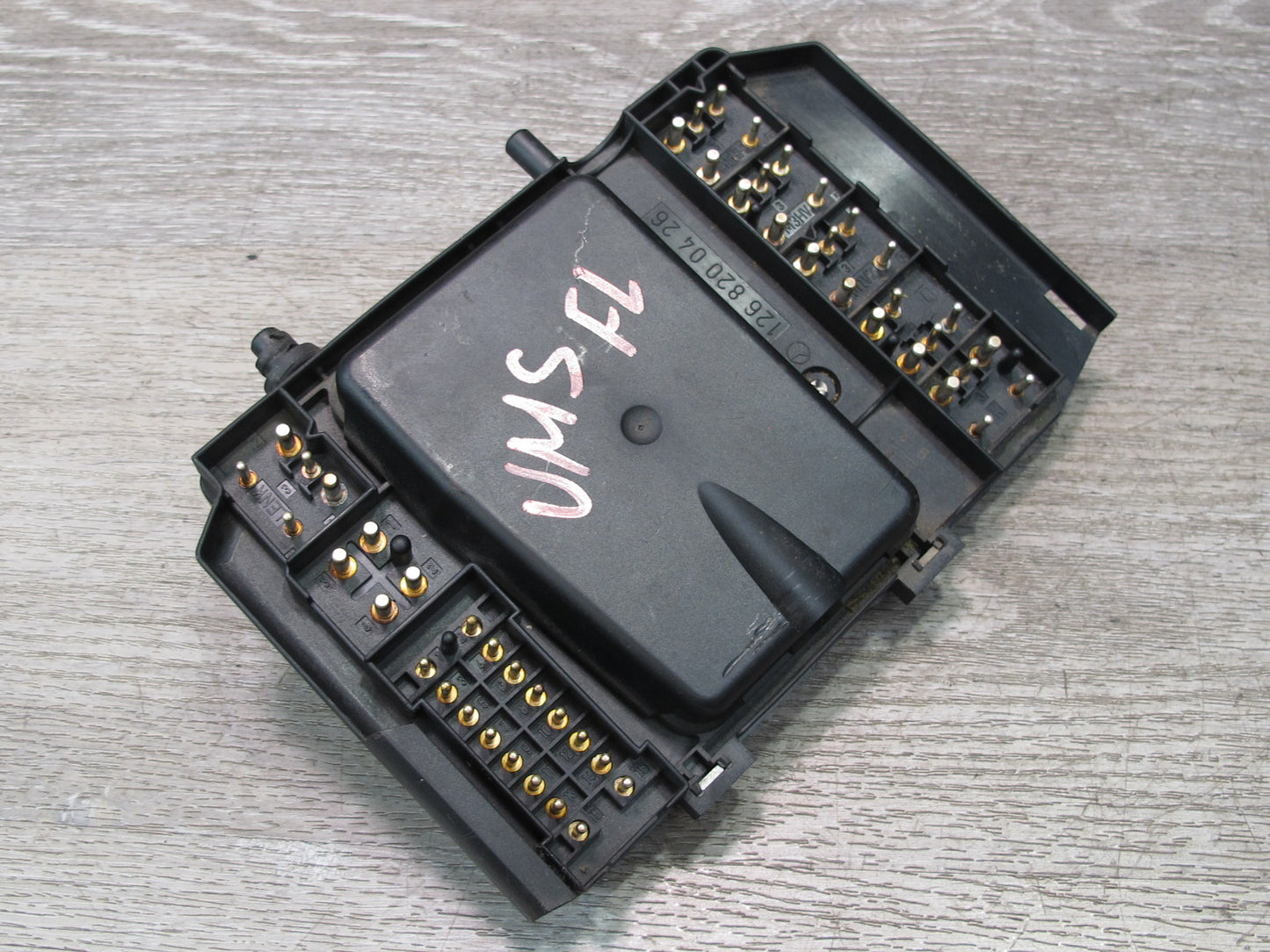 86-91 Mercedes W126 S-class Front Left Seat Control Module 1268200426 OEM