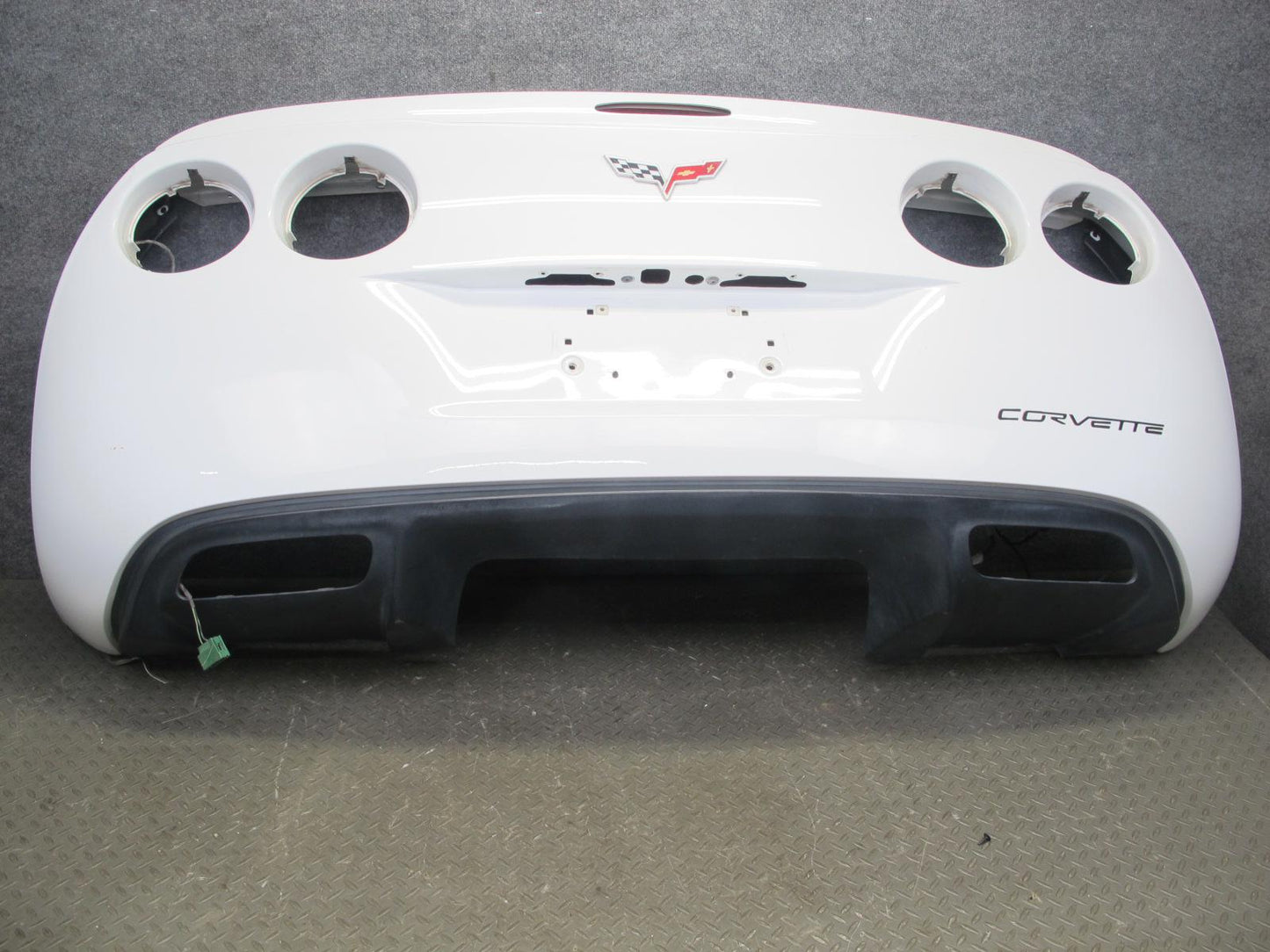 05-13 Chevrolet Corvette C6 Rear Bumper Cover White w Spoiler & Diffuser OEM
