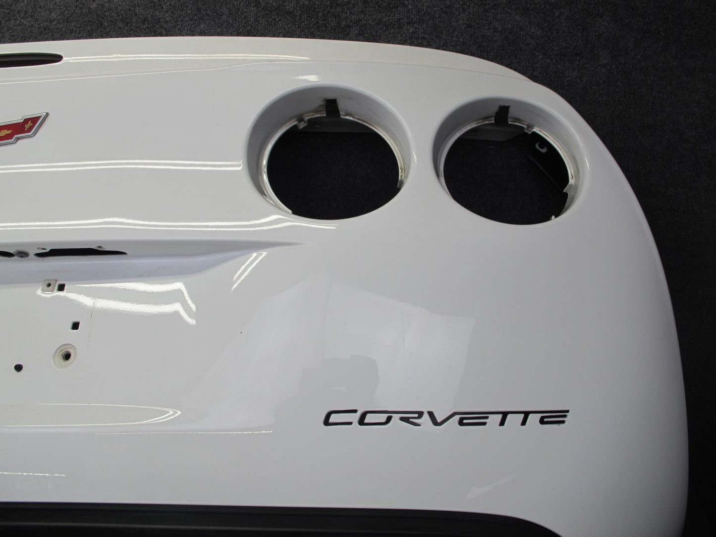 05-13 Chevrolet Corvette C6 Rear Bumper Cover White w Spoiler & Diffuser OEM
