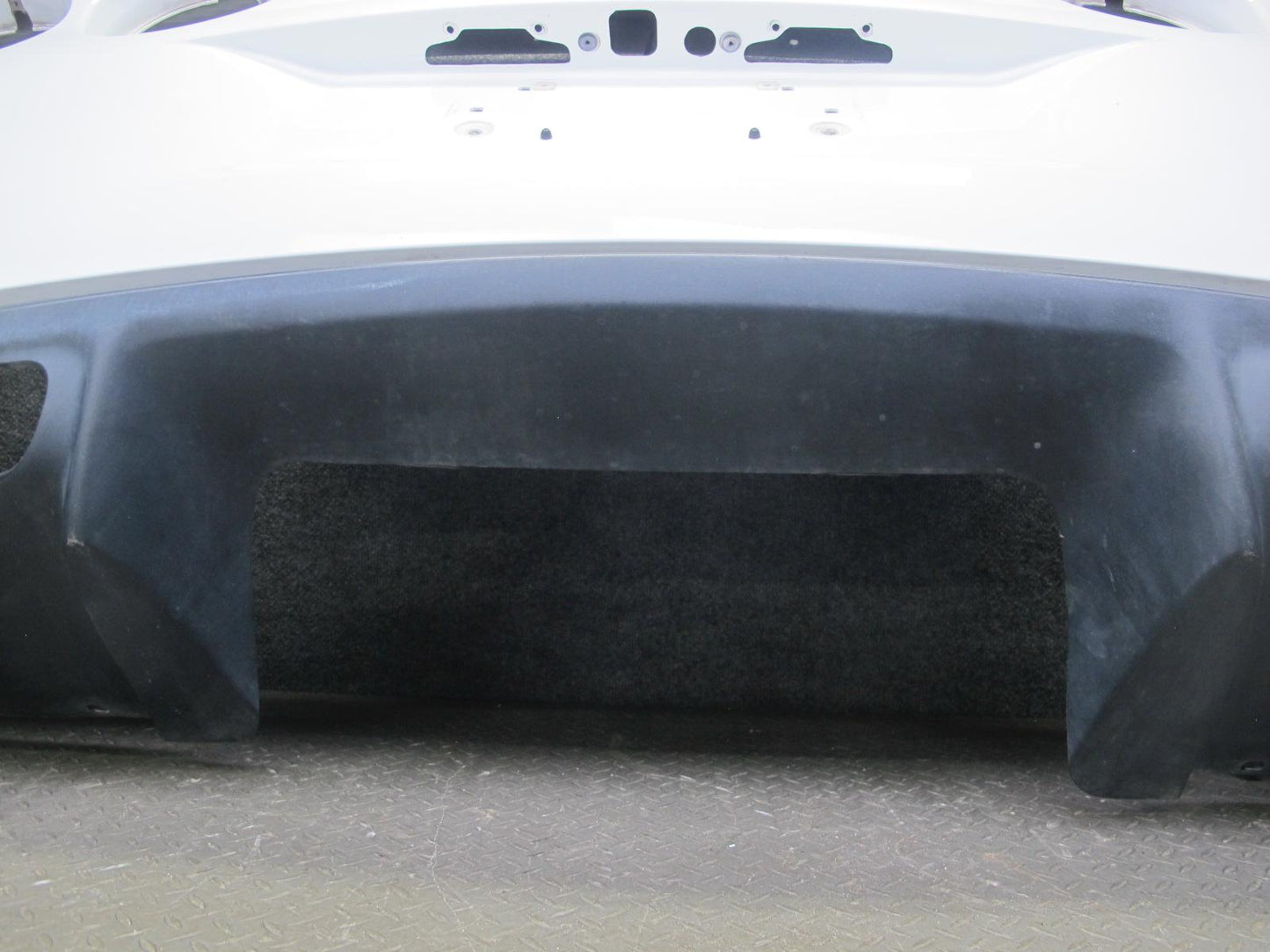 05-13 Chevrolet Corvette C6 Rear Bumper Cover White w Spoiler & Diffuser OEM