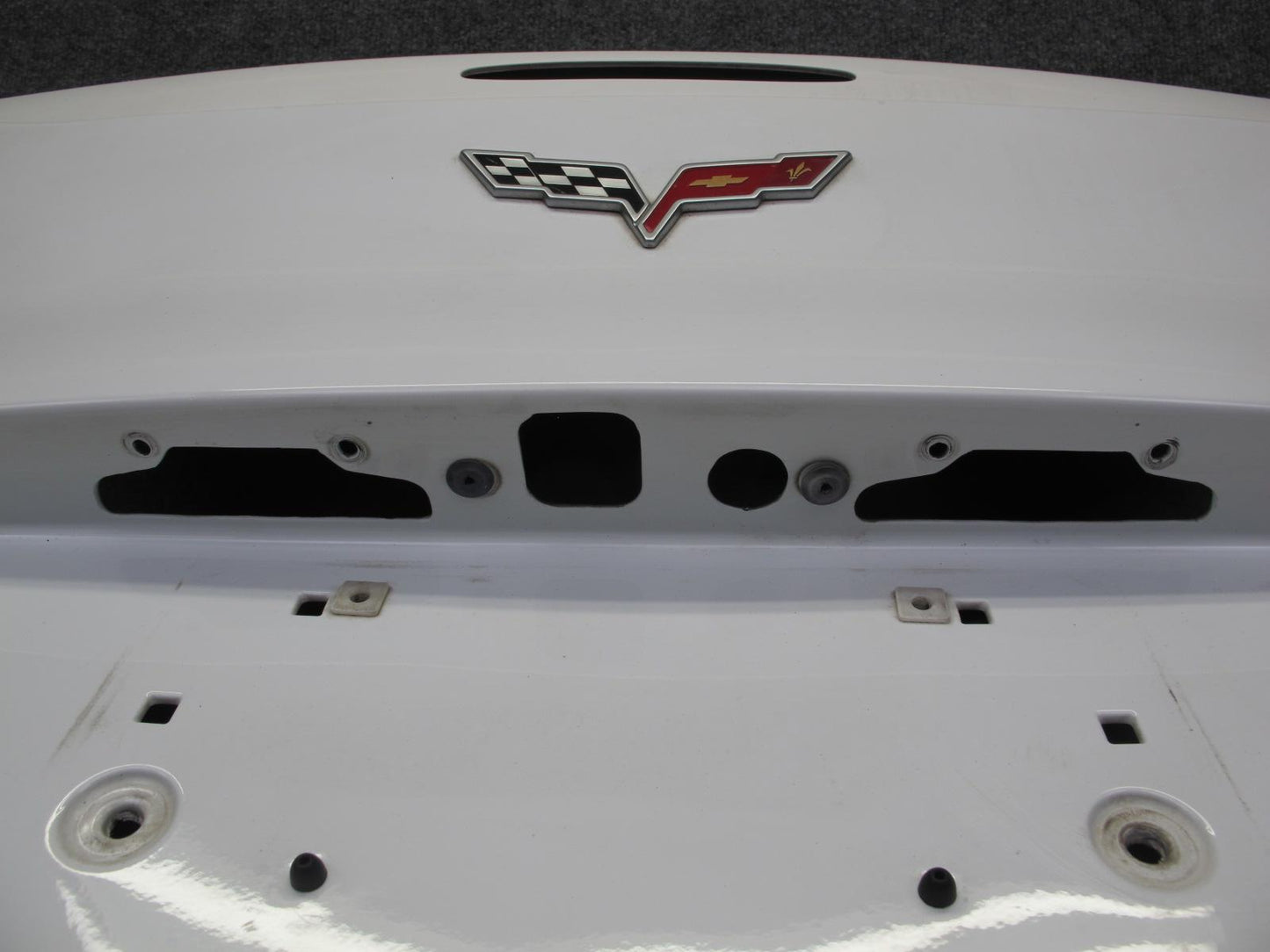 05-13 Chevrolet Corvette C6 Rear Bumper Cover White w Spoiler & Diffuser OEM