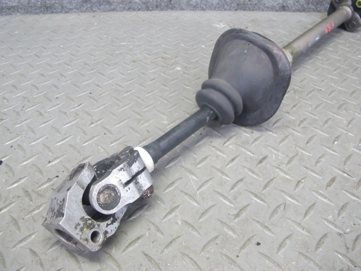 94-95 BMW E34 5-SERIES Sedan Steering Column Shaft OEM