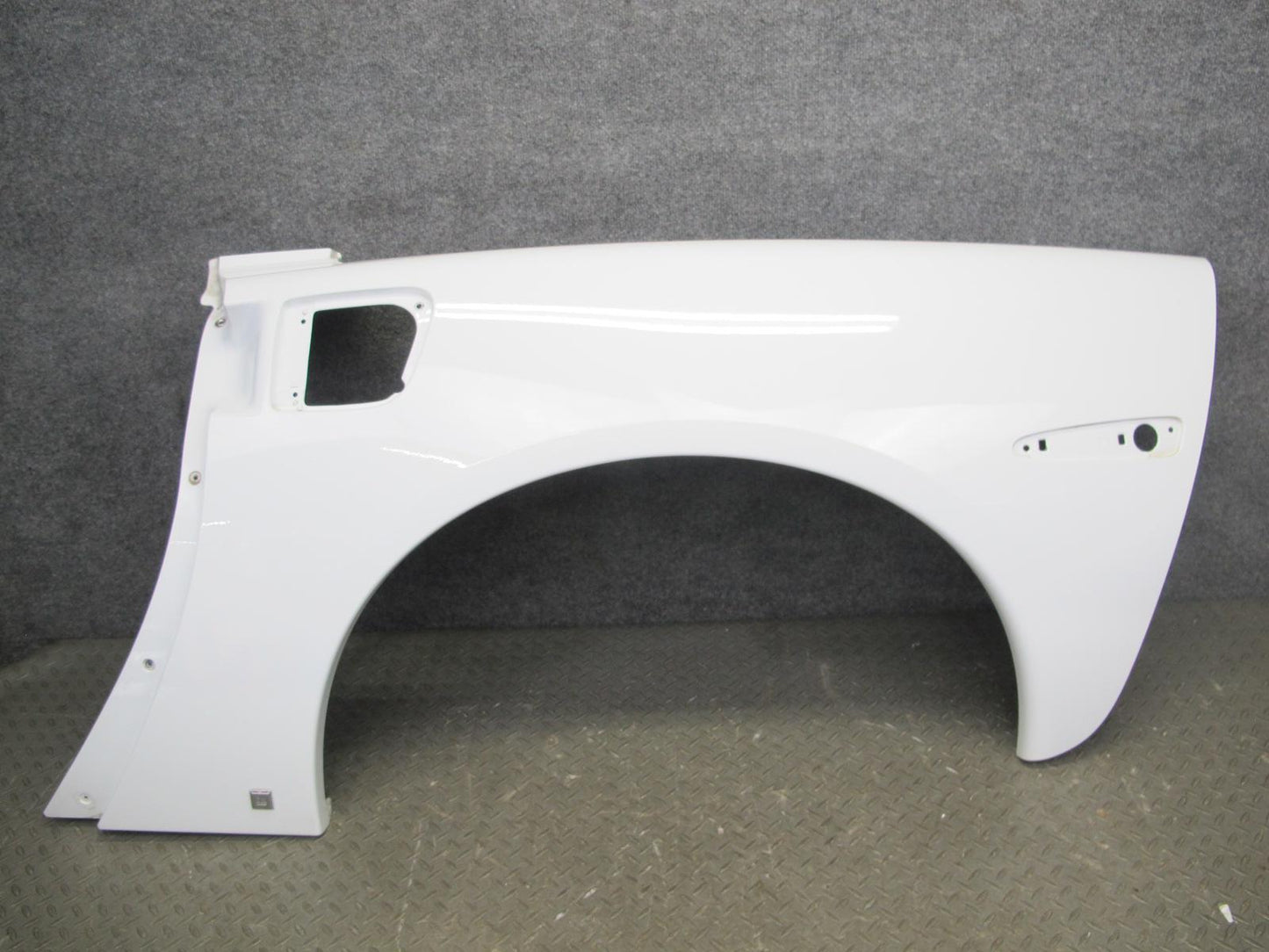 05-13 Chevrolet Corvette C6 Coupe Rear Left Quarter Fender Shell Cover Panel OEM