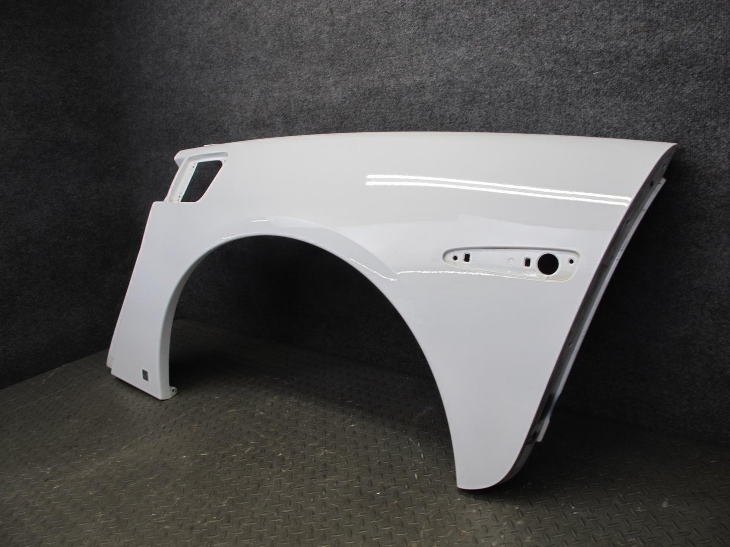 05-13 Chevrolet Corvette C6 Coupe Rear Left Quarter Fender Shell Cover Panel OEM