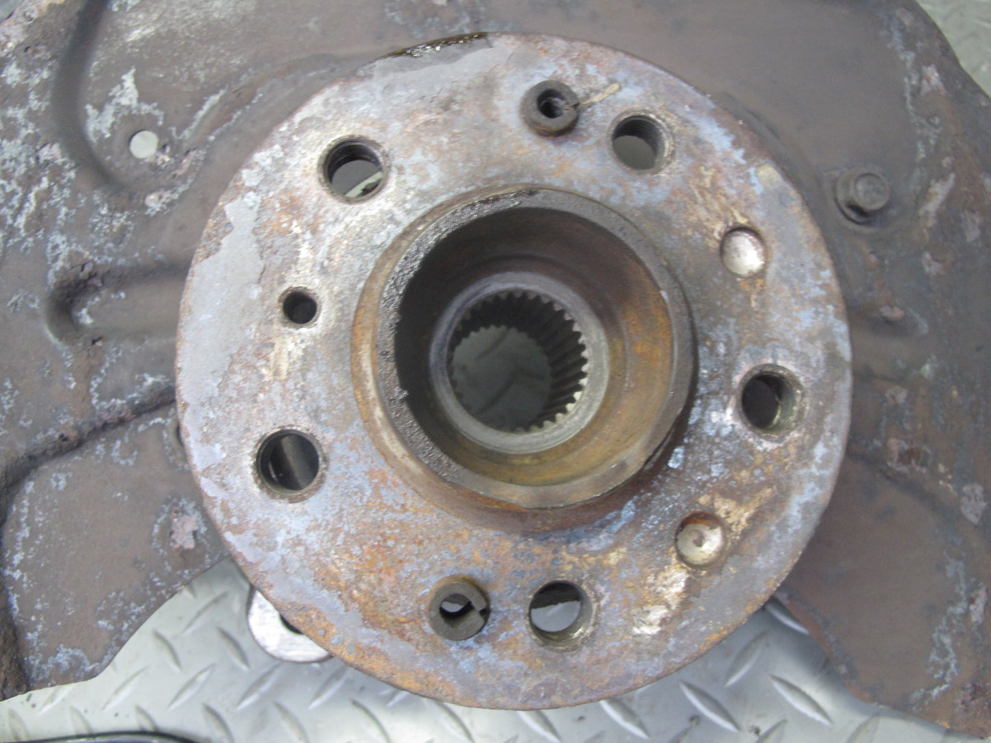 07-11 Mercedes W164 ML63 AMG Front Right Spindle Knuckle Wheel Hub Bearing OEM