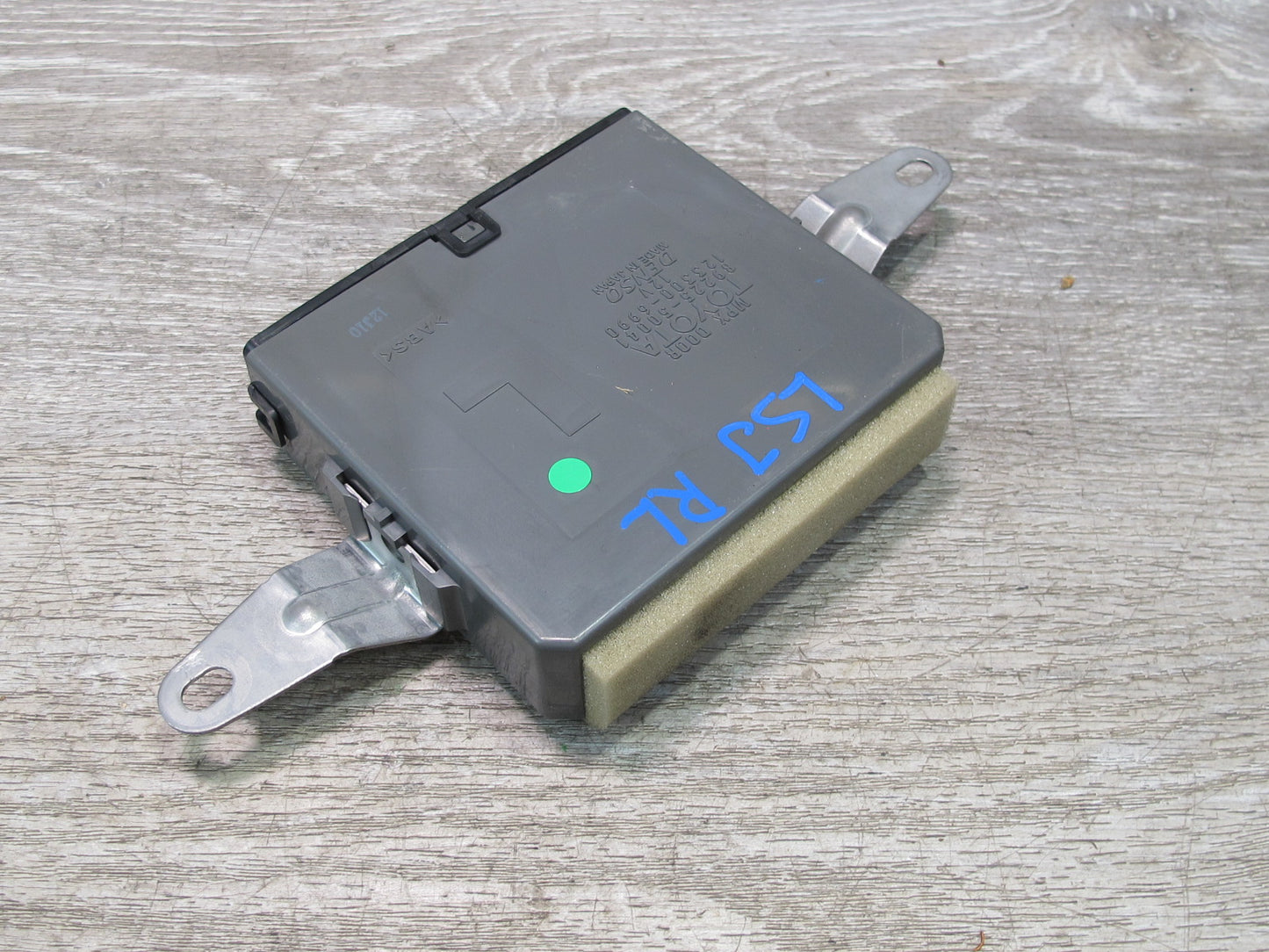 08-09 Lexus UVF46 LS600hL Rear Left Door Multiplex Control Module OEM
