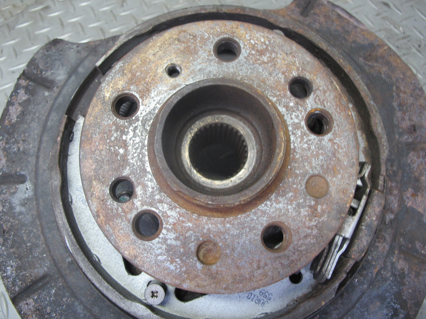 07-11 Mercedes W164 ML63 AMG Rear Right Spindle Knuckle Wheel Hub Bearing OEM
