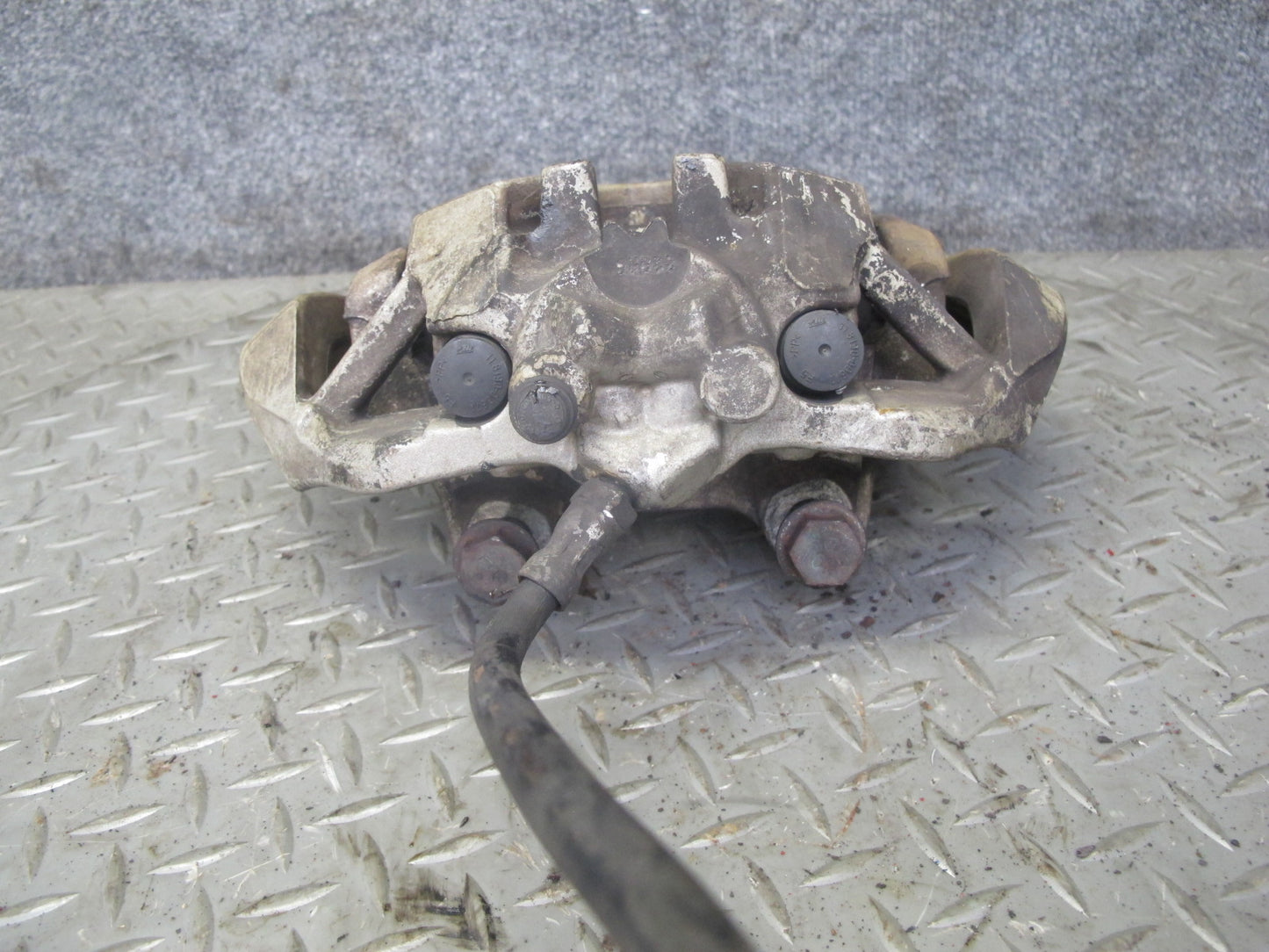 07-11 Mercedes W164 ML63 AMG Set of 2 Rear Brake Caliper OEM