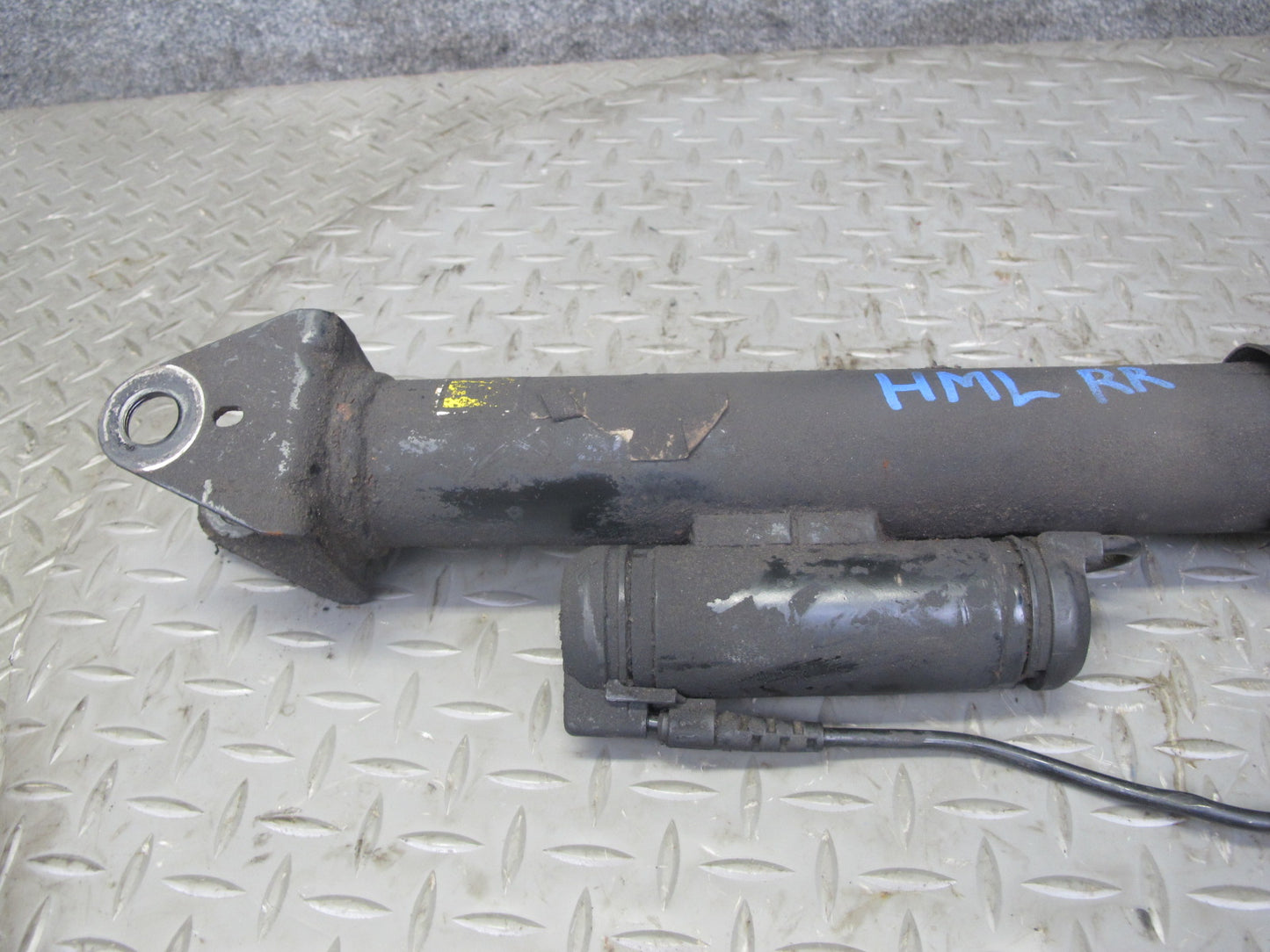 07-11 Mercedes W164 ML63 AMG ADS Rear Right Airmatic Strut Shock Absorber OEM