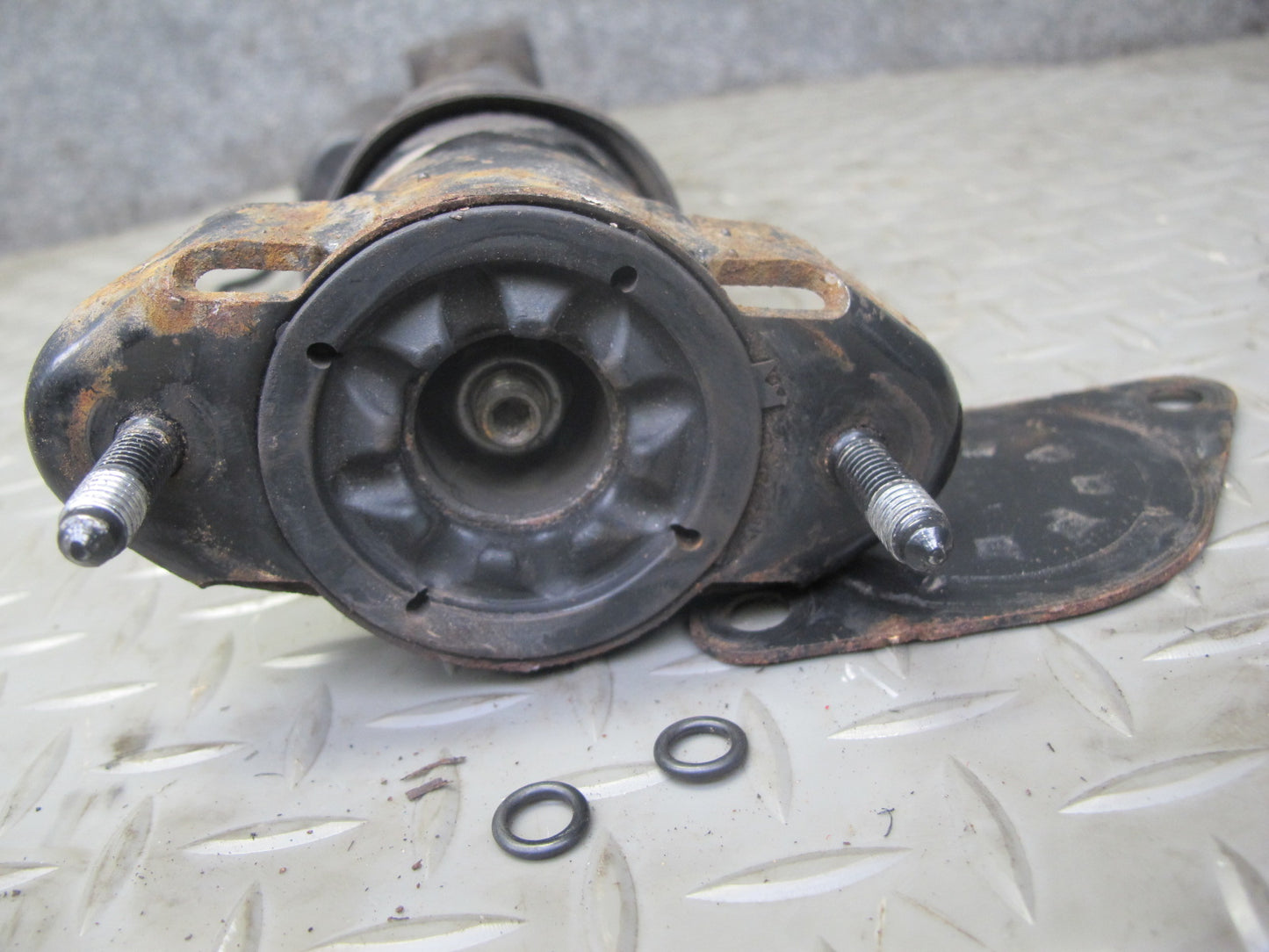 07-11 Mercedes W164 ML63 AMG ADS Rear Right Airmatic Strut Shock Absorber OEM