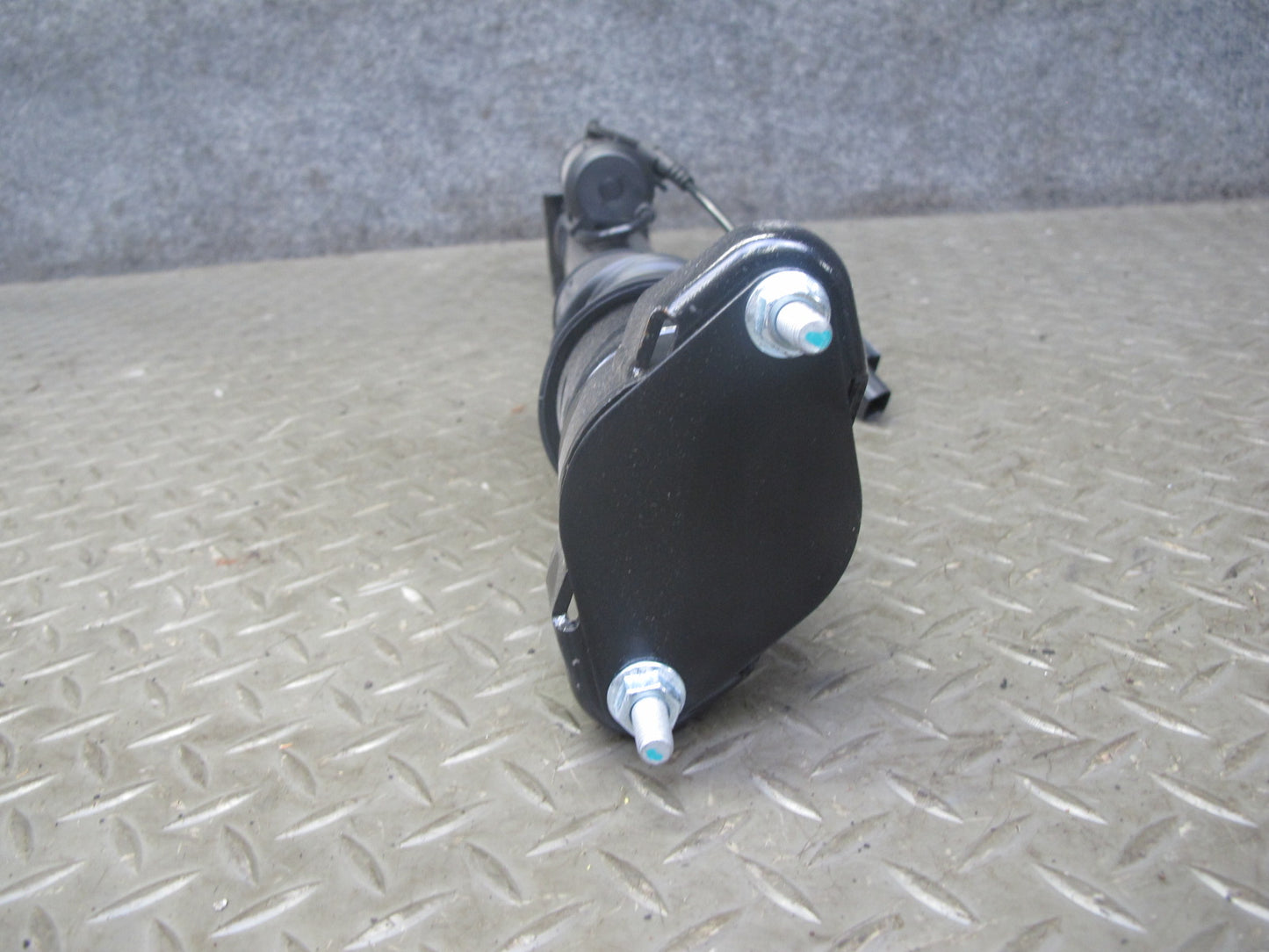 07-11 Mercedes W164 ML63 AMG ADS Rear Left Airmatic Strut Shock Absorber Aftmrkt
