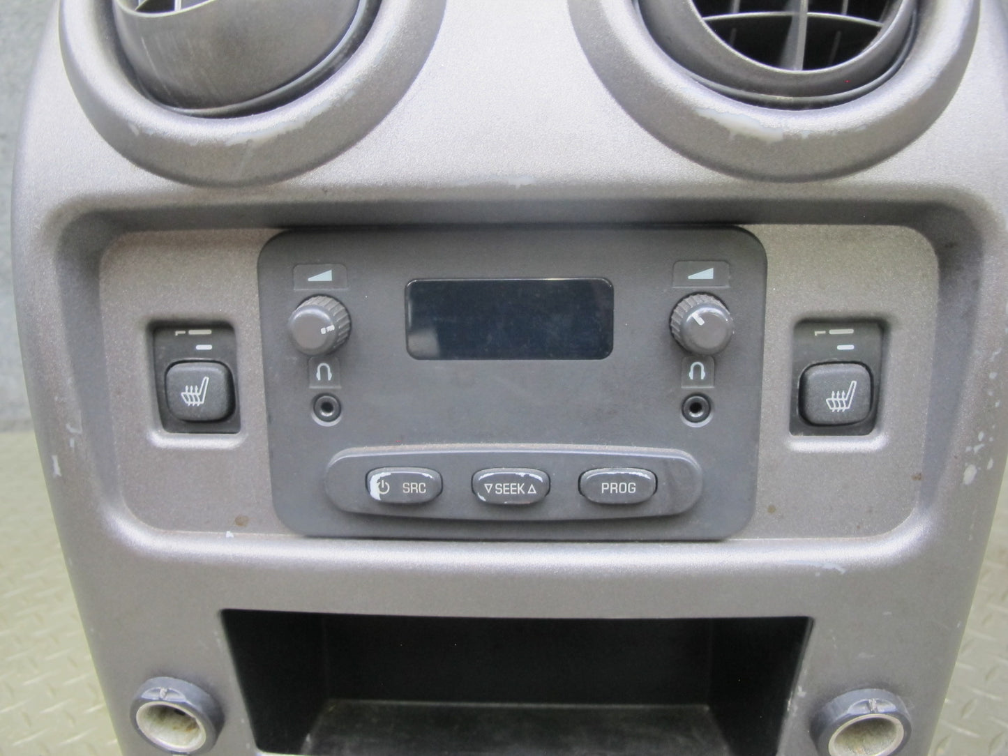 2003-2006 Hummer H2 Front Center Console Trim Cover Panel W/ Armrest