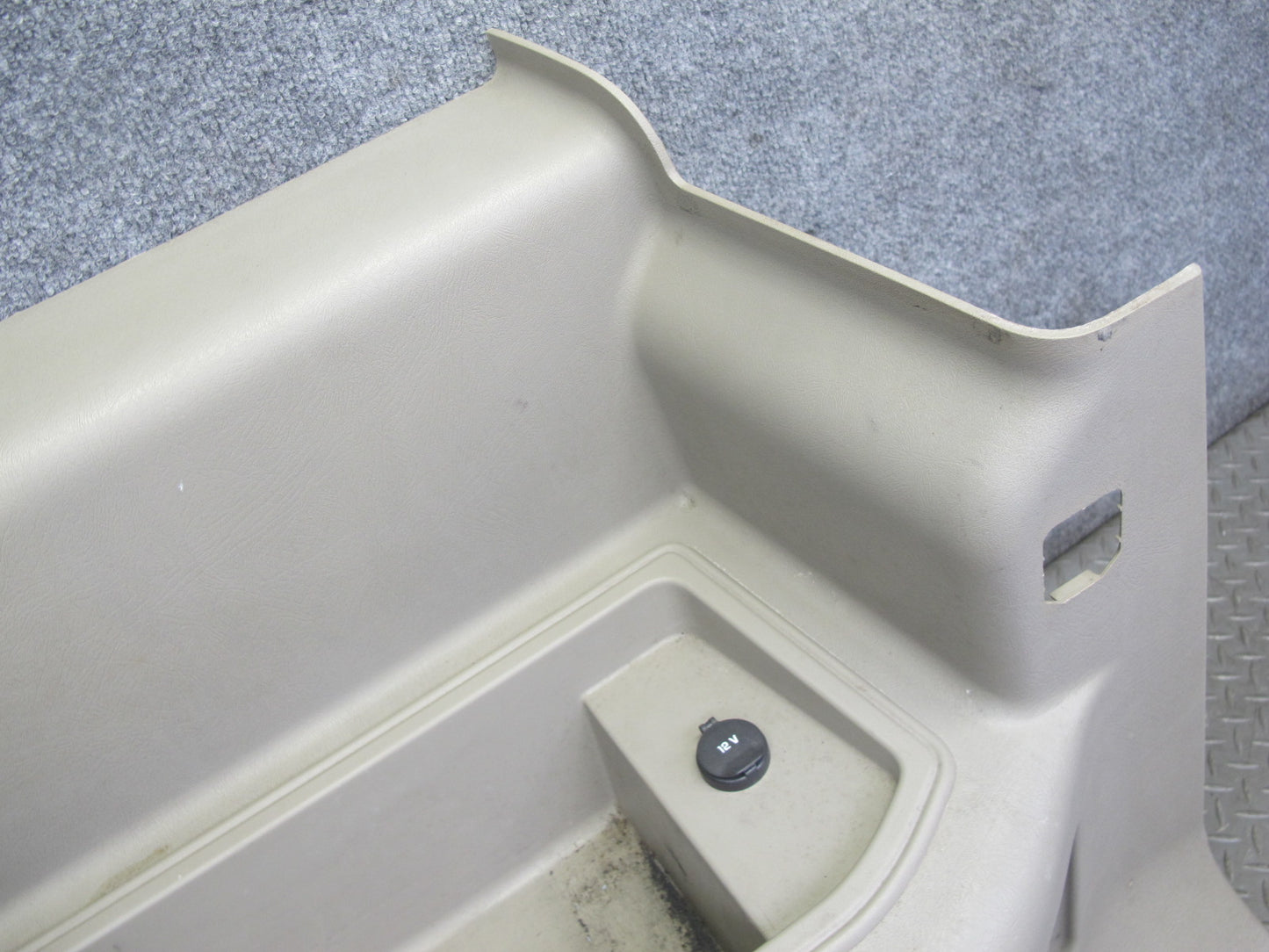 2003-2004 Hummer H2 Rear Left & Right Trunk Quarter Trim Cover Panel Set of 2