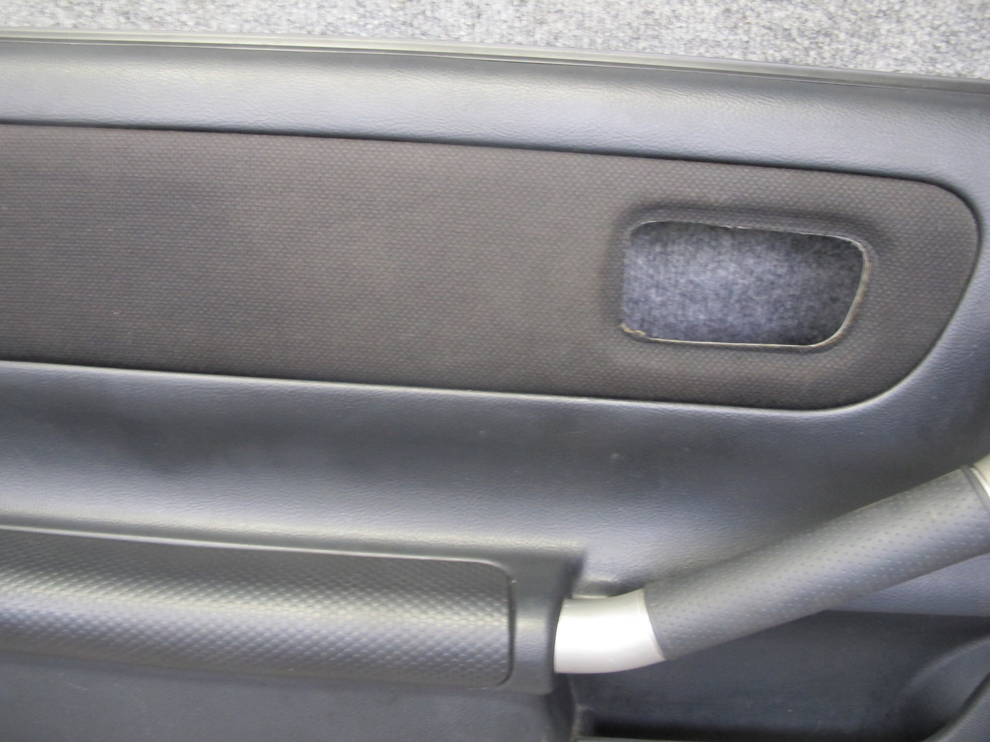 00-05 Toyota MR2 Spyder ZZW30L Set of 2 Door Interior Trim Panel Cover OEM