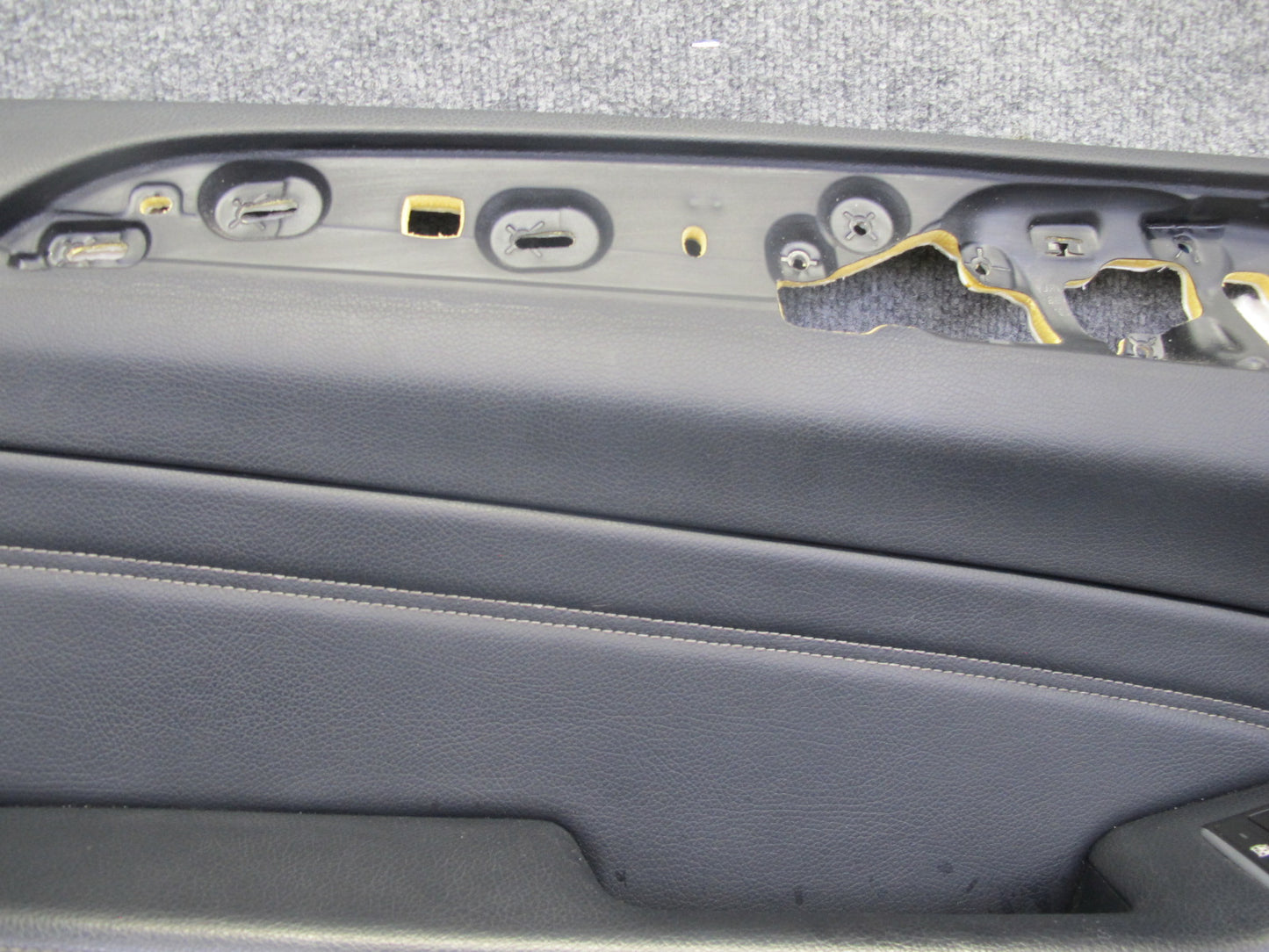 12-15 Mercedes W166 Ml-class Set of 2 Front Door Interior Trim Cover Panel OEM