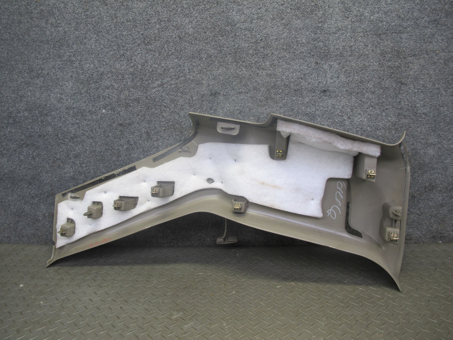 2003-2004 Hummer H2 Rear Right & Left Side C Pillar Trim Cover Panel Set