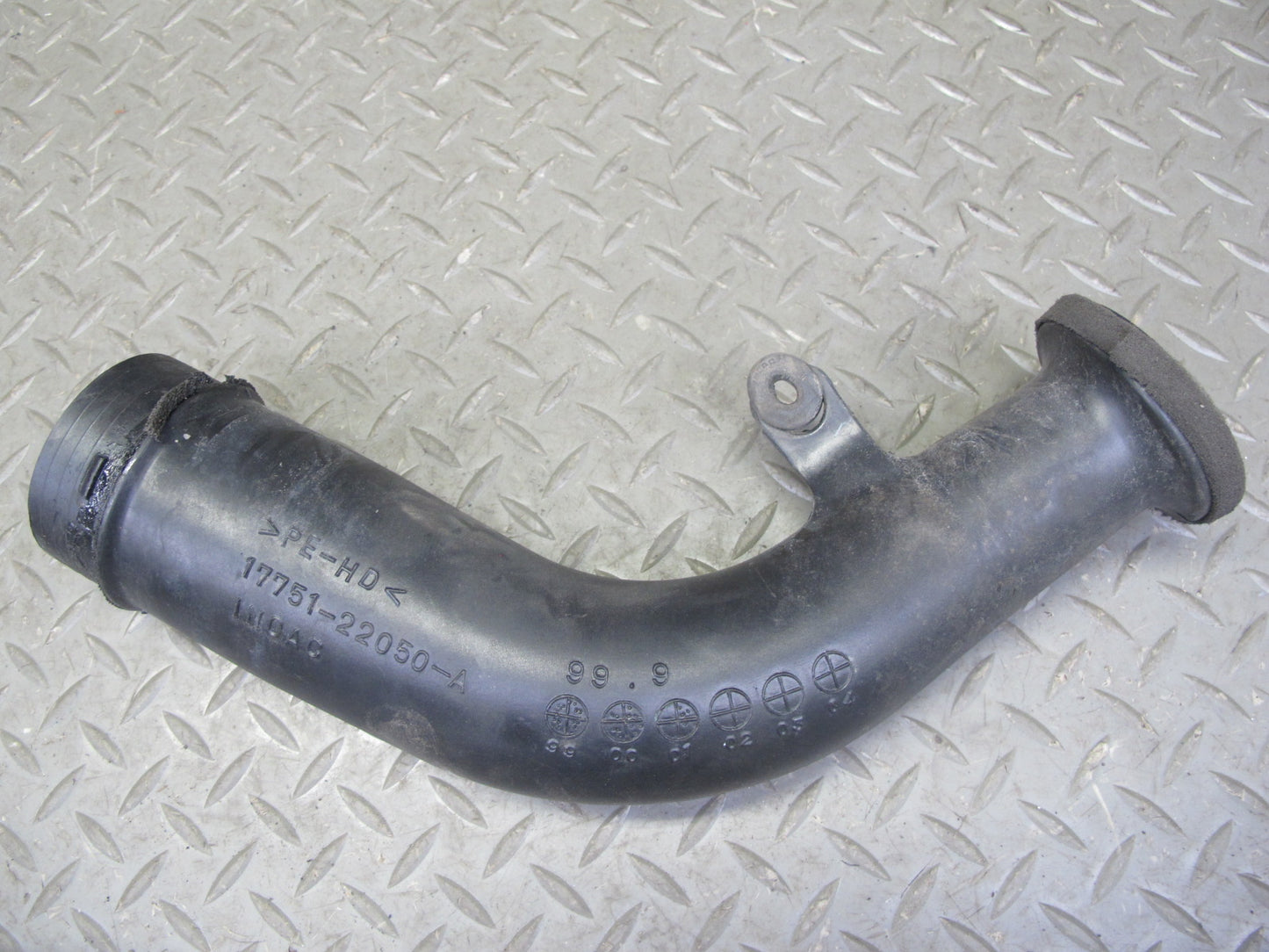 00-05 Toyota MR2 Spyder ZZW30L Set of 2 Air Intake Hose Pipe Line OEM