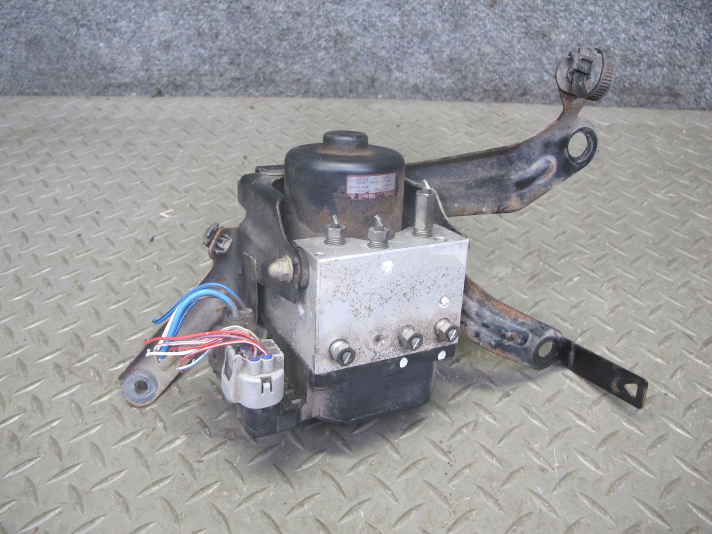 00-02 Toyota MR2 Spyder ZZW30L Anti Lock Brake ABS Pump Module 44510-17080 OEM