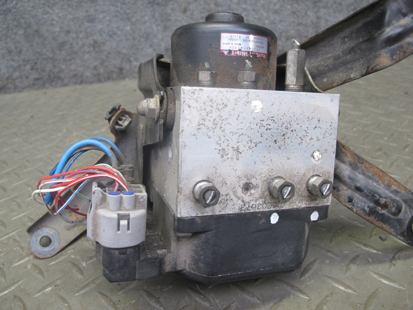 00-02 Toyota MR2 Spyder ZZW30L Anti Lock Brake ABS Pump Module 44510-17080 OEM