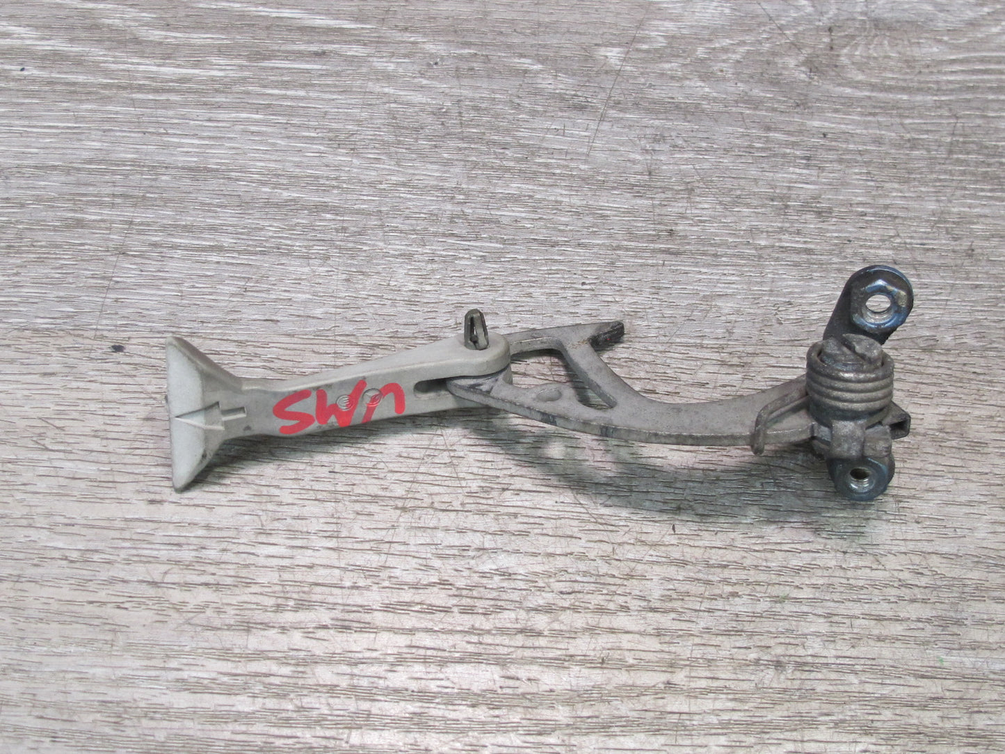 86-91 Mercedes W126 S-class Hood Lock Latch Catch Handle Mechanism OEM