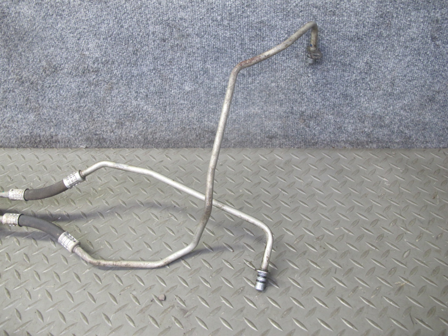 12-15 Mercedes W166 ML350 M276 722.906 A/T Transmission Oil Cooler Pipe Line OEM