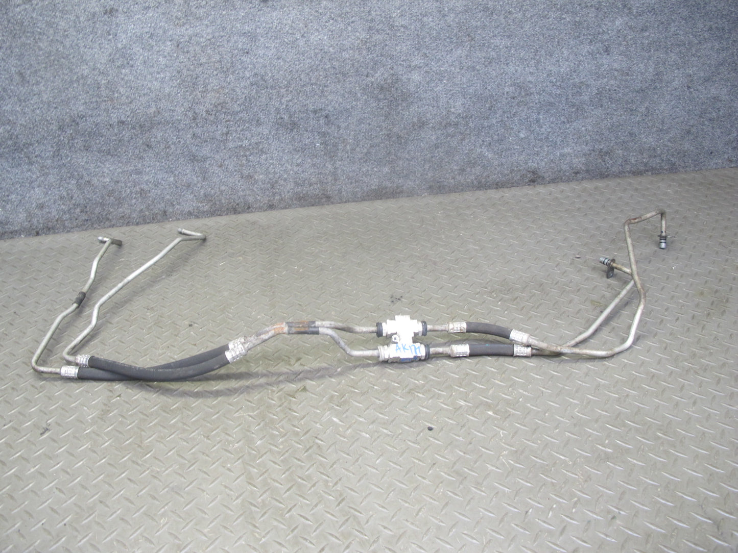 12-15 Mercedes W166 ML350 M276 722.906 A/T Transmission Oil Cooler Pipe Line OEM