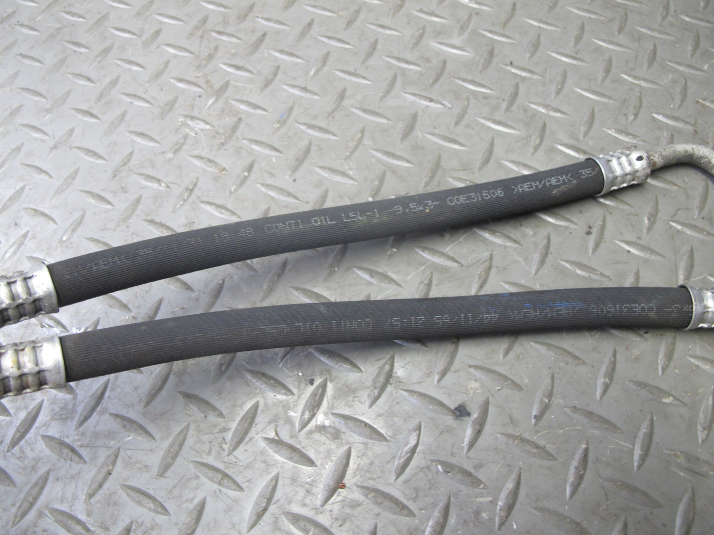 12-15 Mercedes W166 ML350 M276 722.906 A/T Transmission Oil Cooler Pipe Line OEM