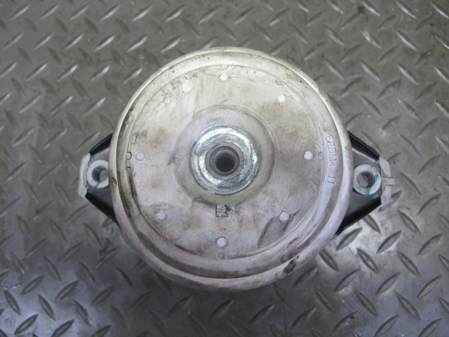12-15 Mercedes W166 ML350 M276 Set of 2 Left & Right Engine Motor Mount OEM
