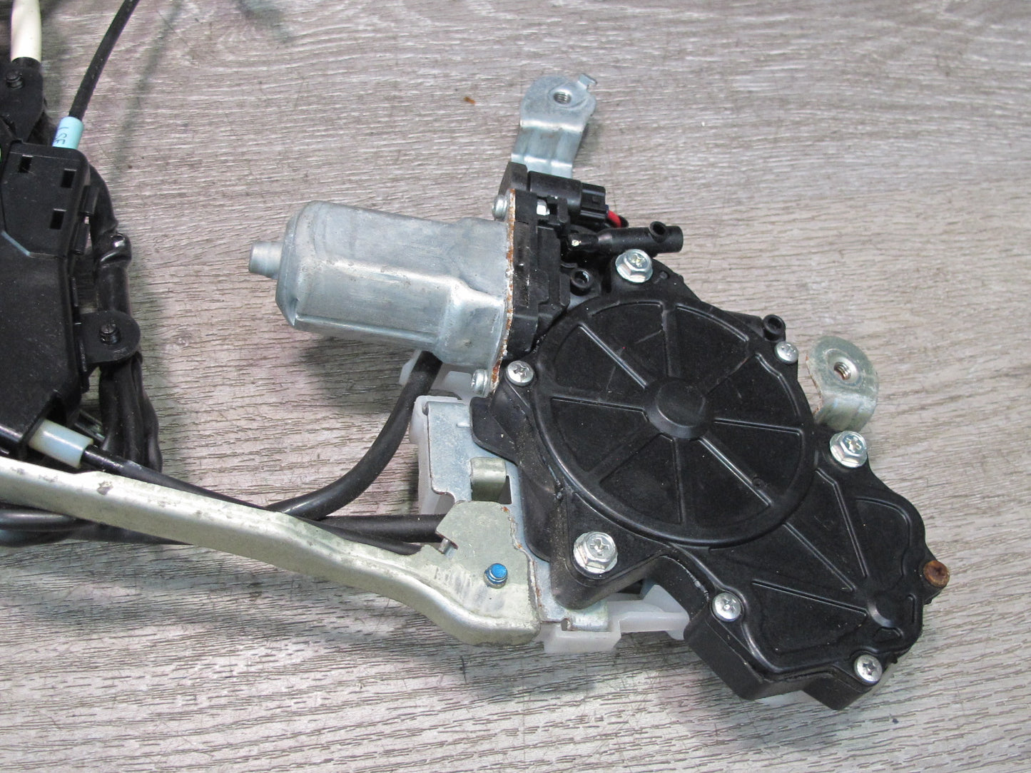 07-09 Lexus LS600h LS460 Front Left Door Lock Latch Actuator Easy Close OEM