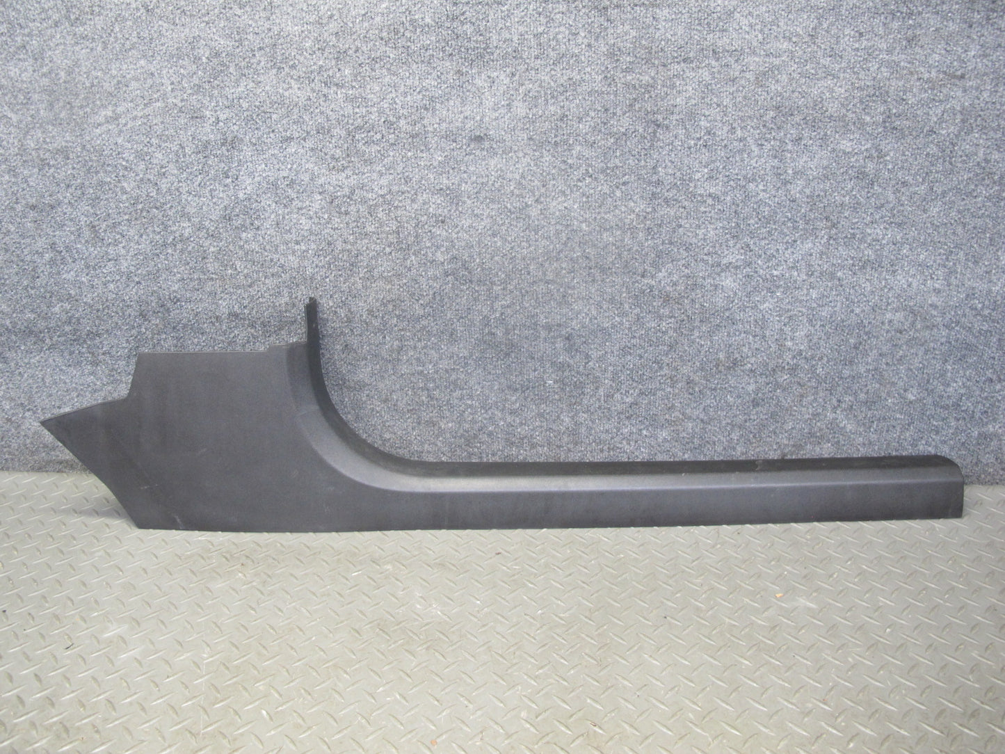 05-13 Chevrolet Corvette C6 Left & Right Door Inner Sill Trim Panel Set OEM