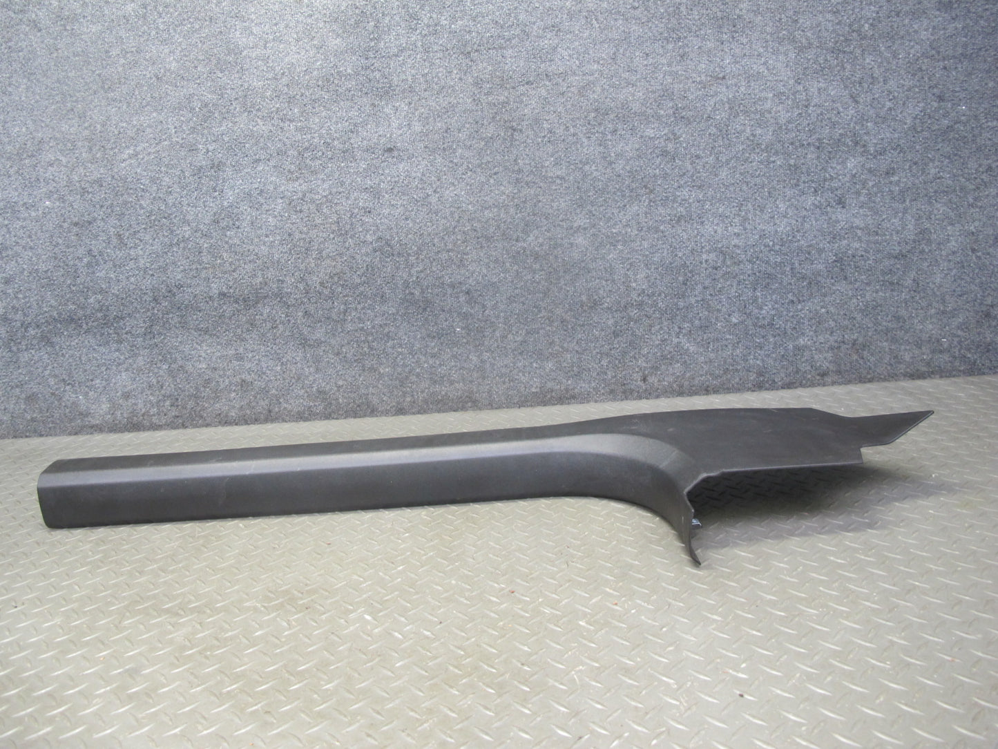 05-13 Chevrolet Corvette C6 Left & Right Door Inner Sill Trim Panel Set OEM