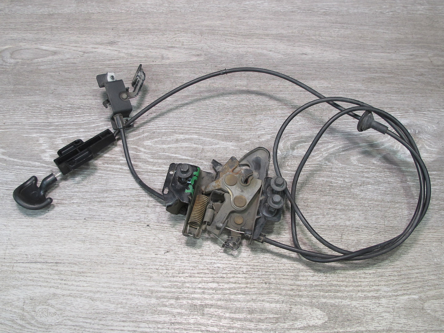 2004-2009 Cadillac XLR Hood Bonnet Lock Latch Release W/ Cable & Handle