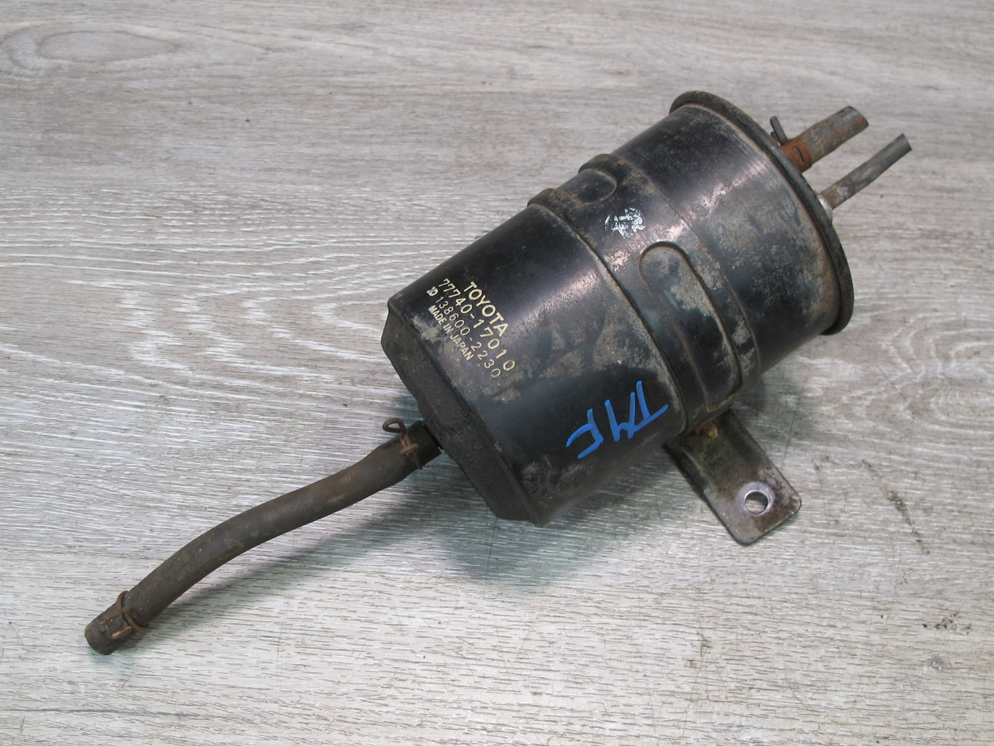 85-89 Toyota MR2 AW15 Fuel Evaporation Vapor Canister 77740-17010 OEM