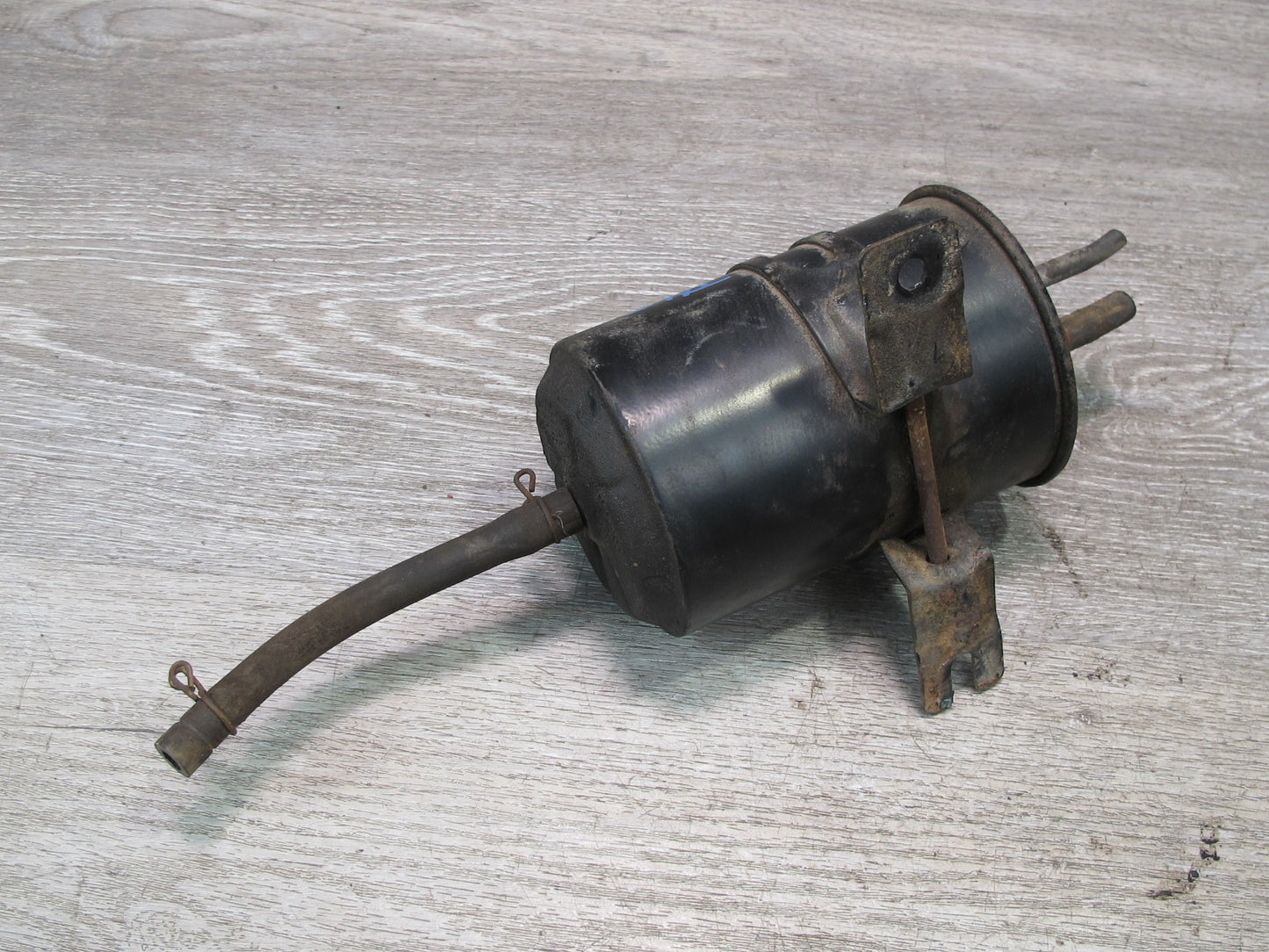 85-89 Toyota MR2 AW15 Fuel Evaporation Vapor Canister 77740-17010 OEM