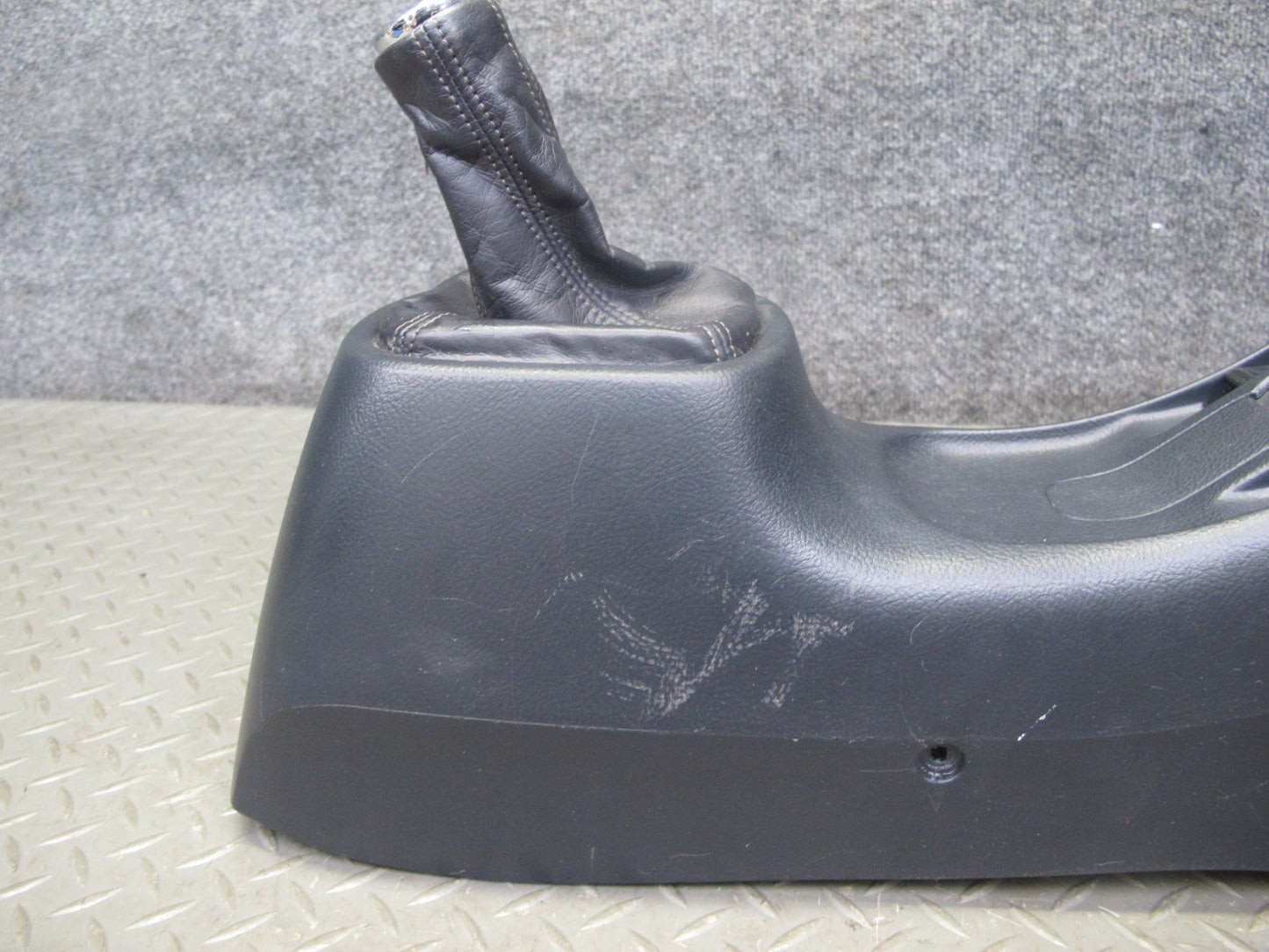00-05 Toyota MR2 Spyder ZZW30L M/T Center Console Trim Cover Panel Black OEM
