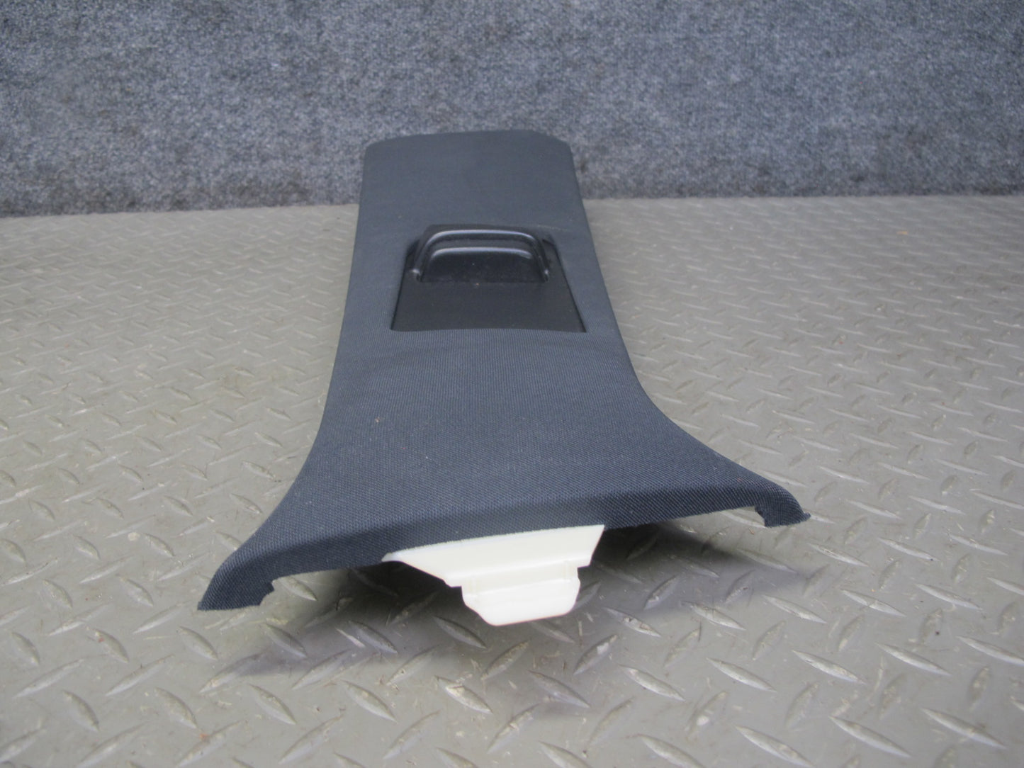 12-15 Mercedes W166 X166 GL ML Set of 2 Interior Upper B Pillar Trim Cover OEM