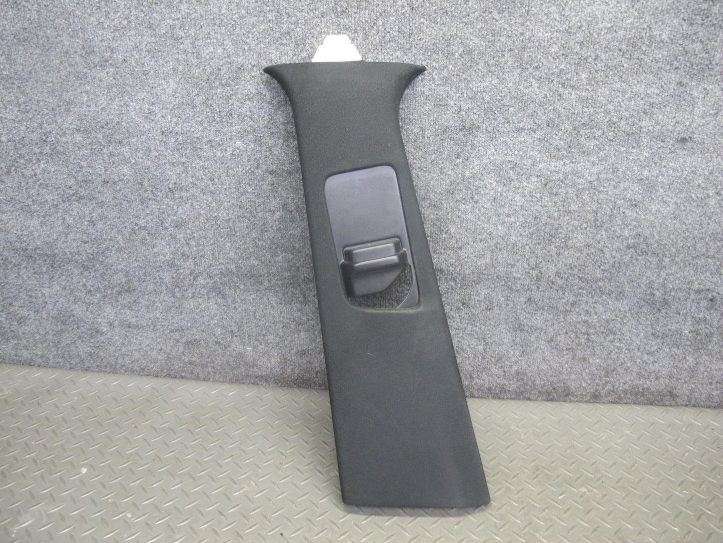 12-15 Mercedes W166 X166 GL ML Set of 2 Interior Upper B Pillar Trim Cover OEM